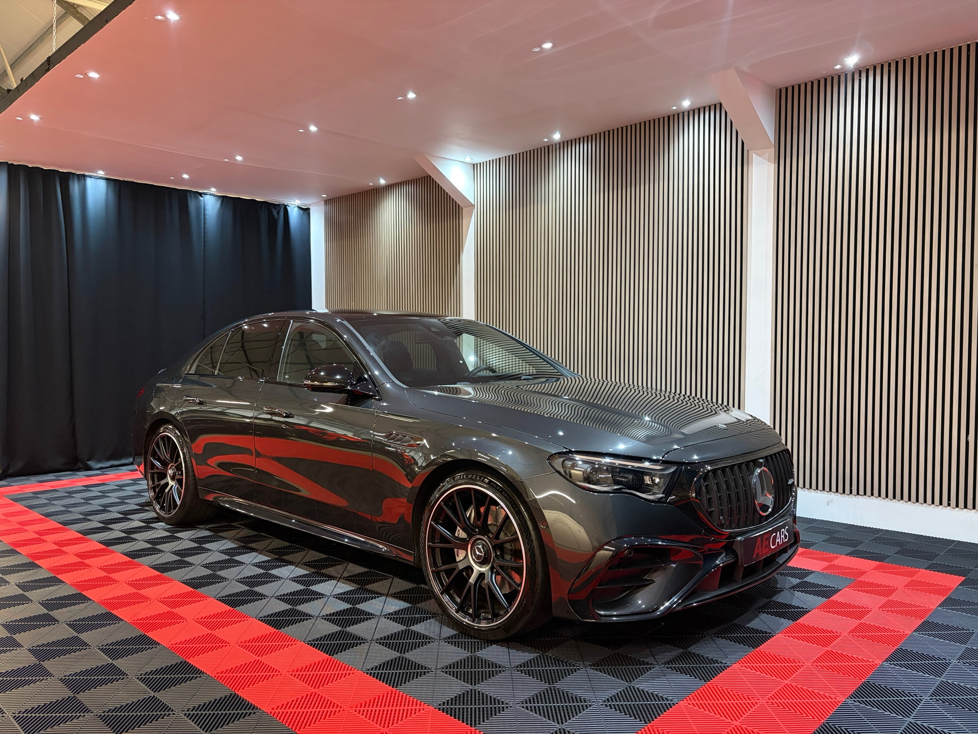 Mercedes-Benz E-klasse AMG 53 4MATIC+ Night Edition Head-up Burmester Super Screen Bom Voll!!!!! 2025 - voorkant