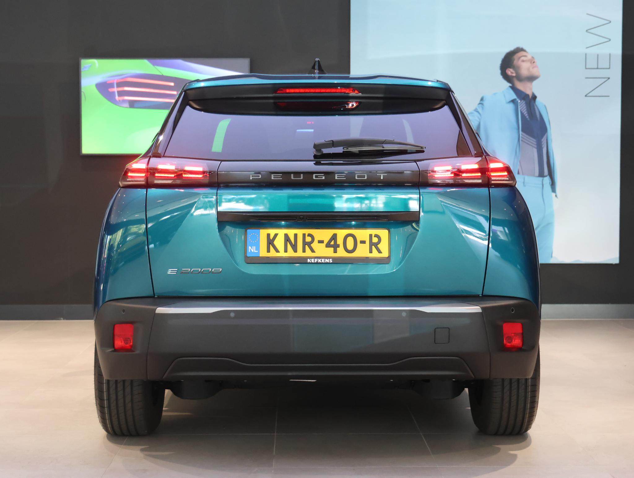 Foto van Peugeot E-2008