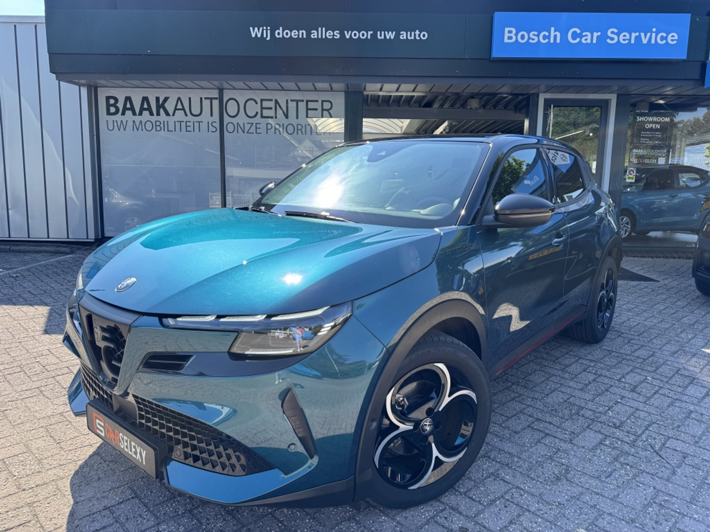 Alfa Romeo Junior 1.2 T Hybrid Ibrida Speciale | Pack Techno | Stoelverwarming 2025 - voorkant