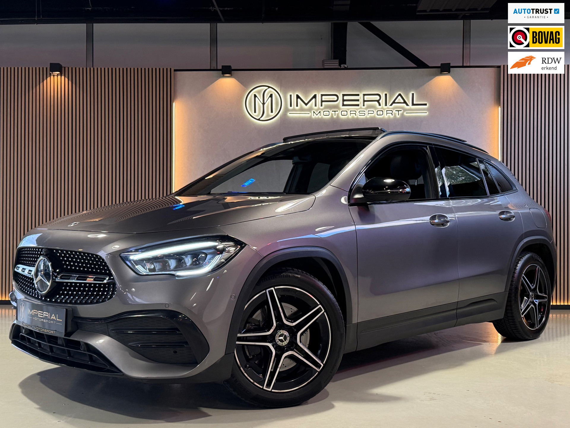 Mercedes-Benz Gla-klasse 250 4MATIC AMG Line Pano|360|Trekh|Burm|Keyl 2021 - voorkant
