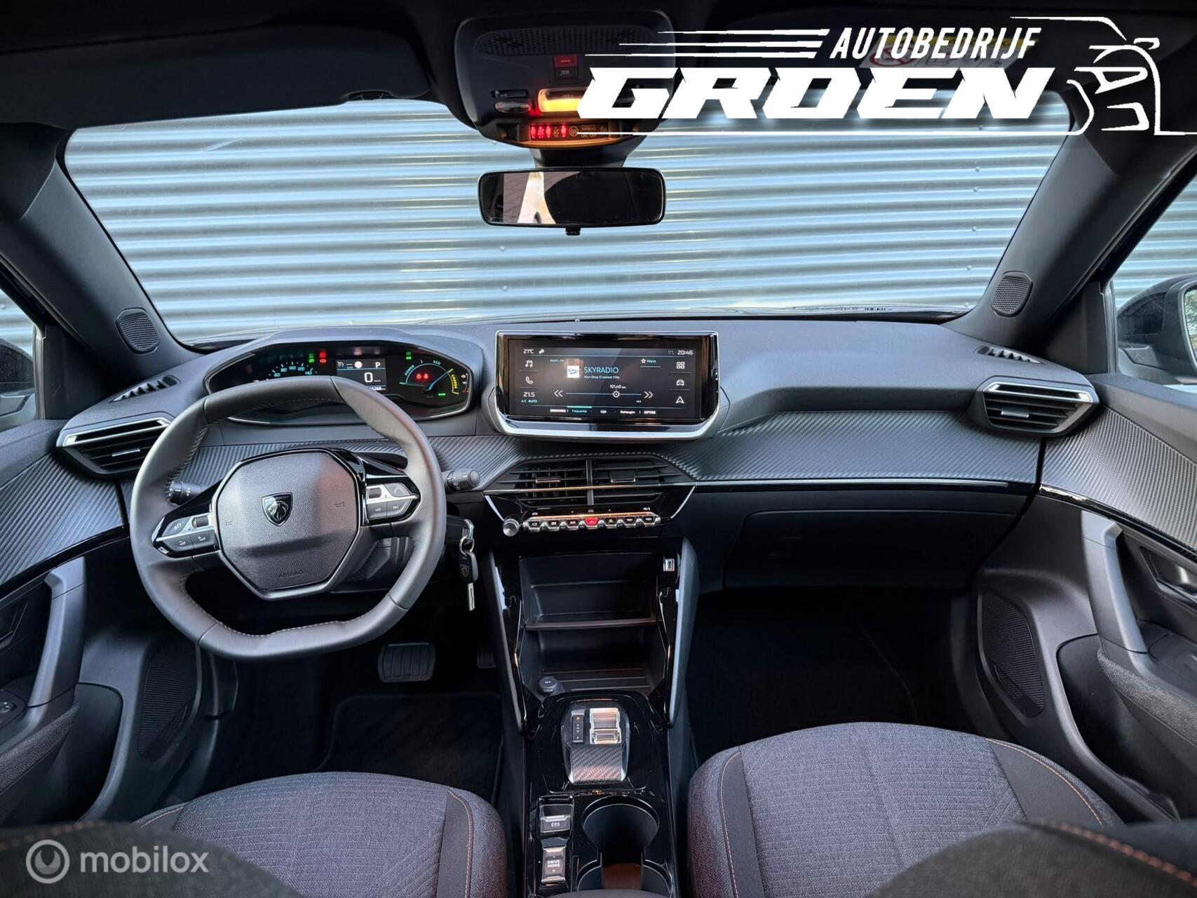 Foto van Peugeot E-2008