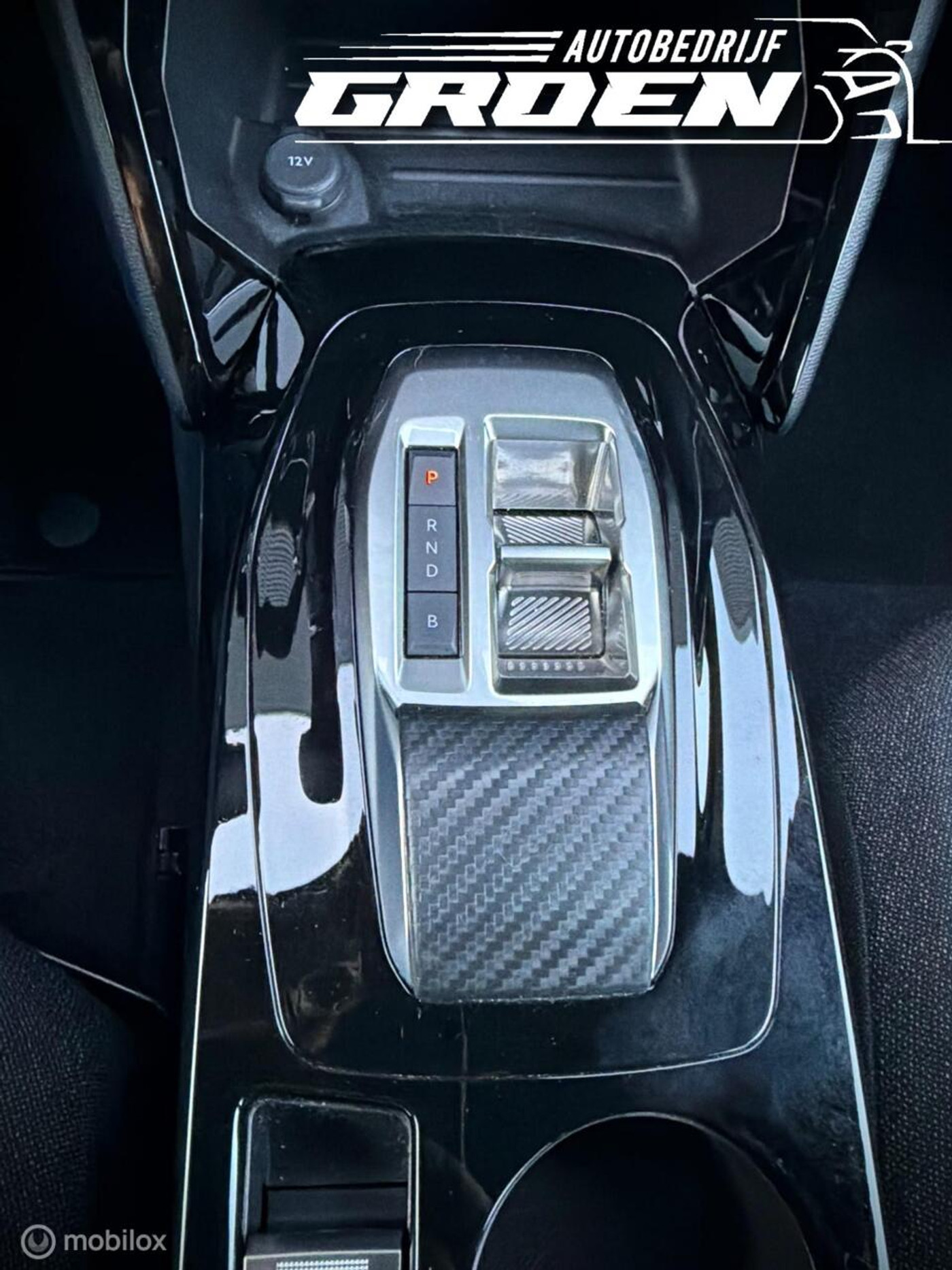 Foto van Peugeot E-2008