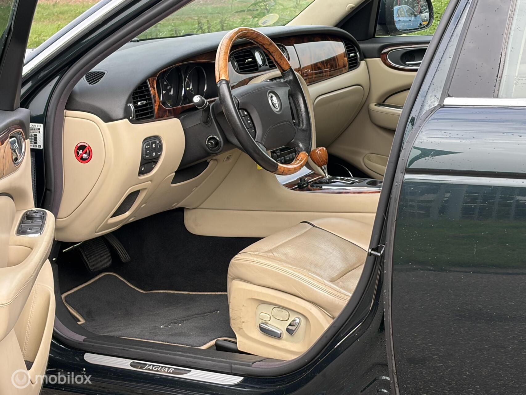 Foto van Jaguar XJ
