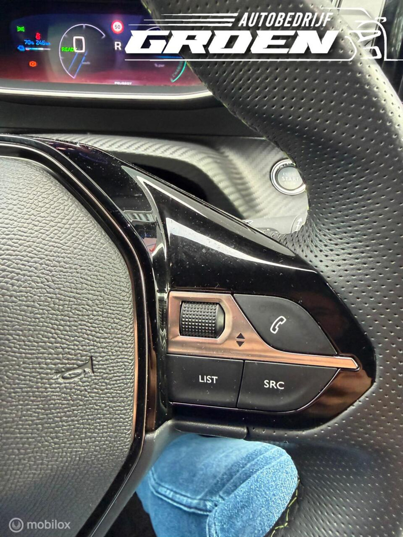 Foto van Peugeot E-208