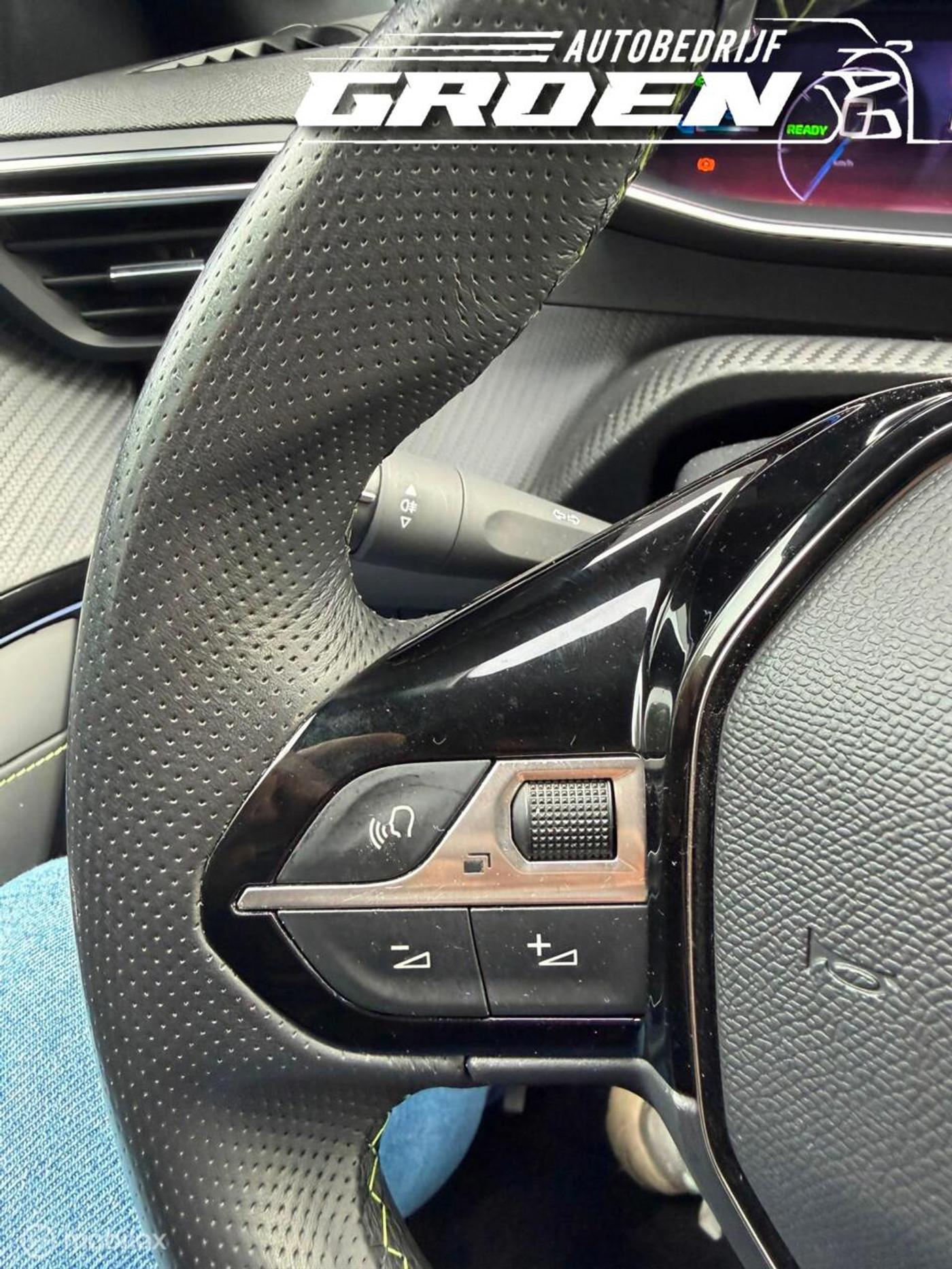 Foto van Peugeot E-208