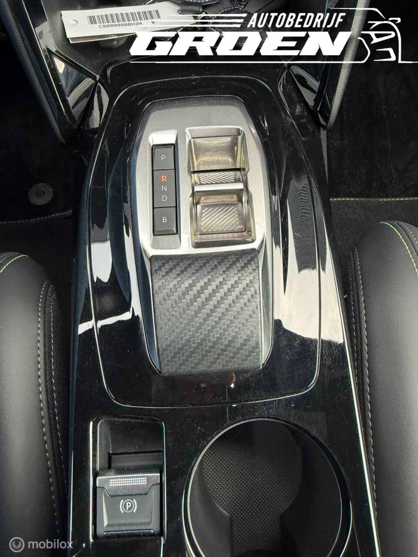 Foto van Peugeot E-208