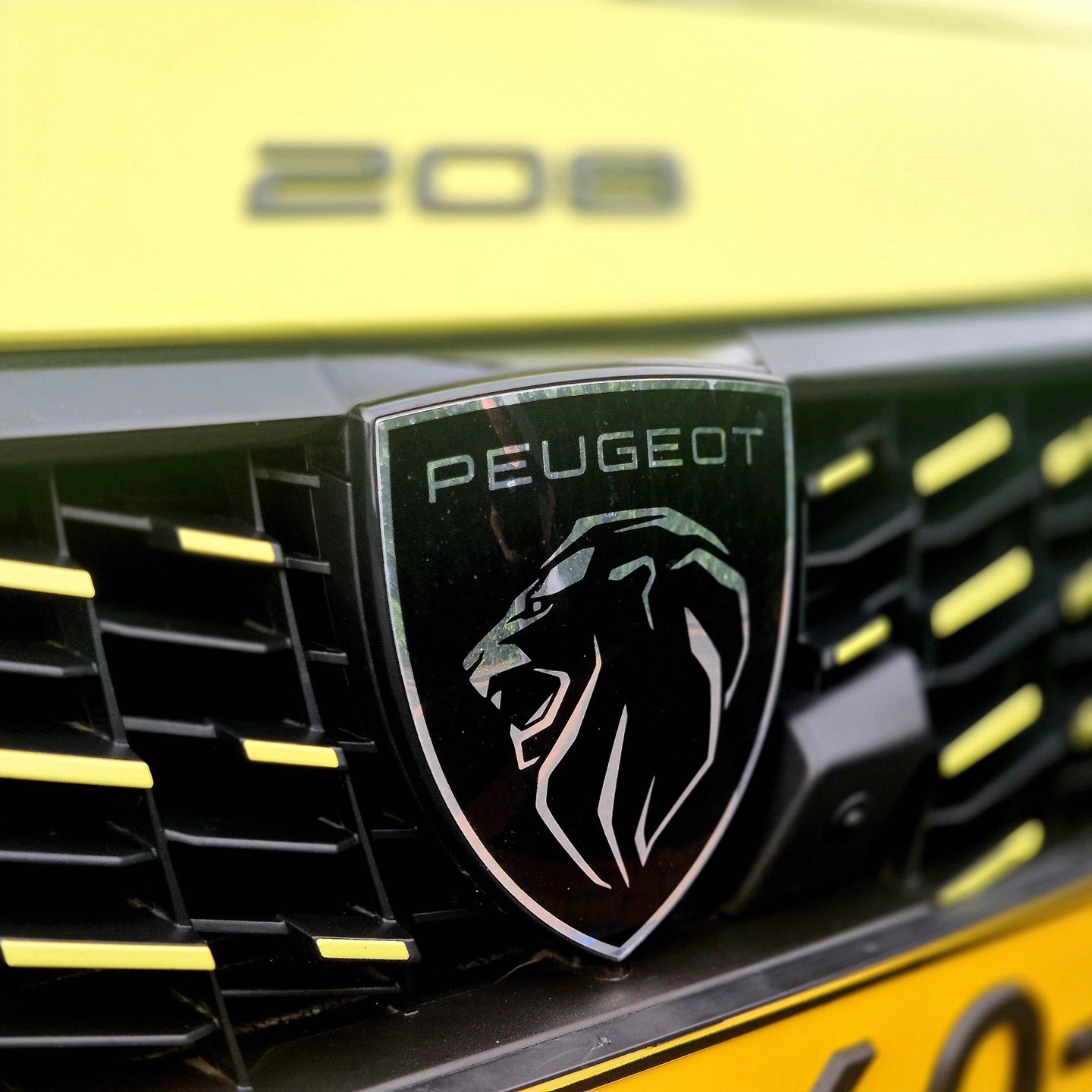 Foto van Peugeot E-208