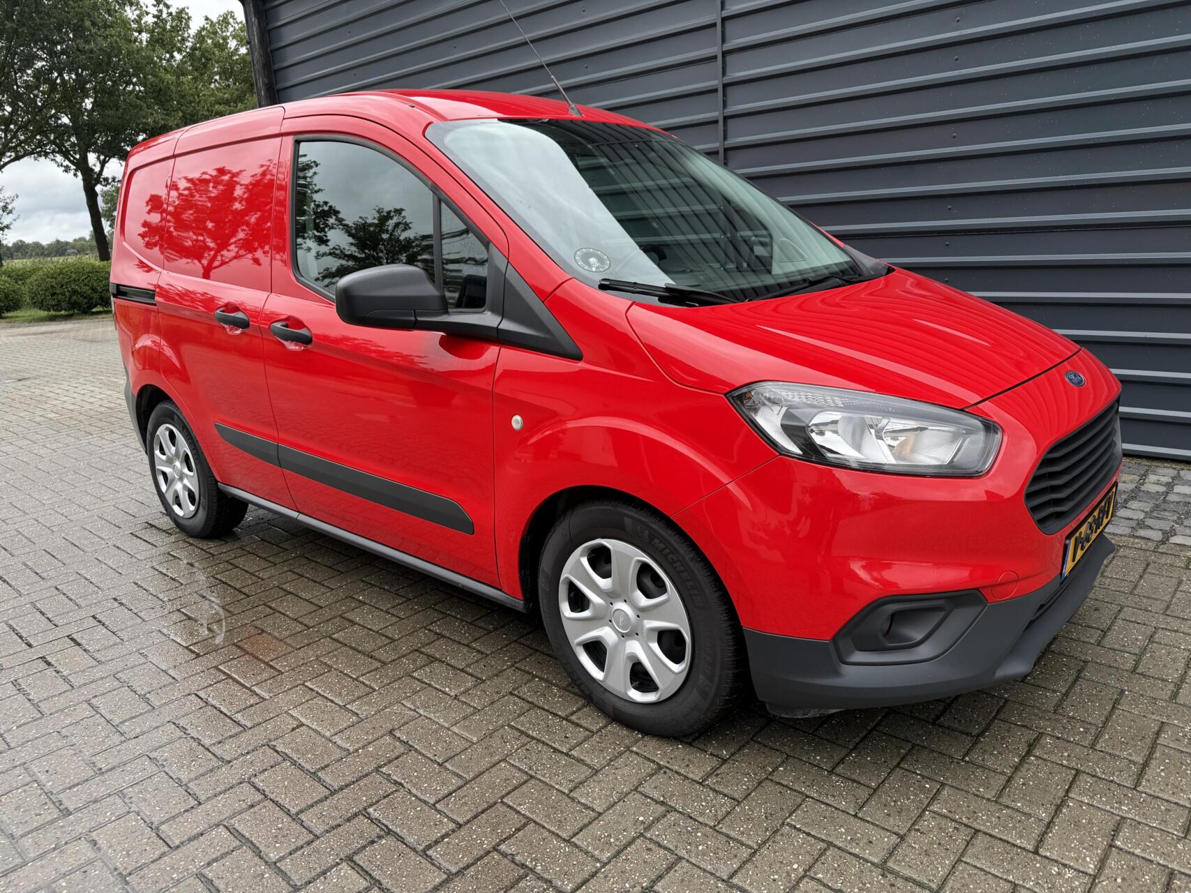Foto van Ford Transit Courier