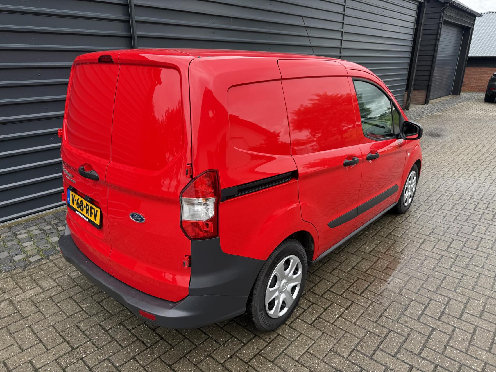 Foto van Ford Transit Courier