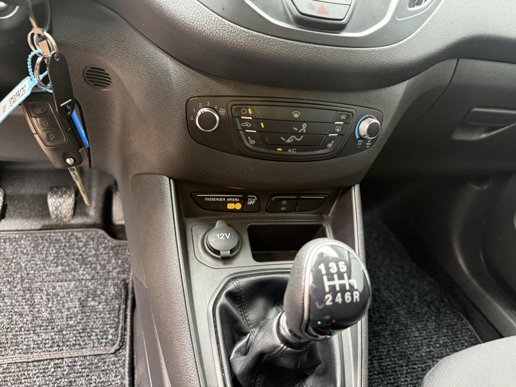 Foto van Ford Transit Courier