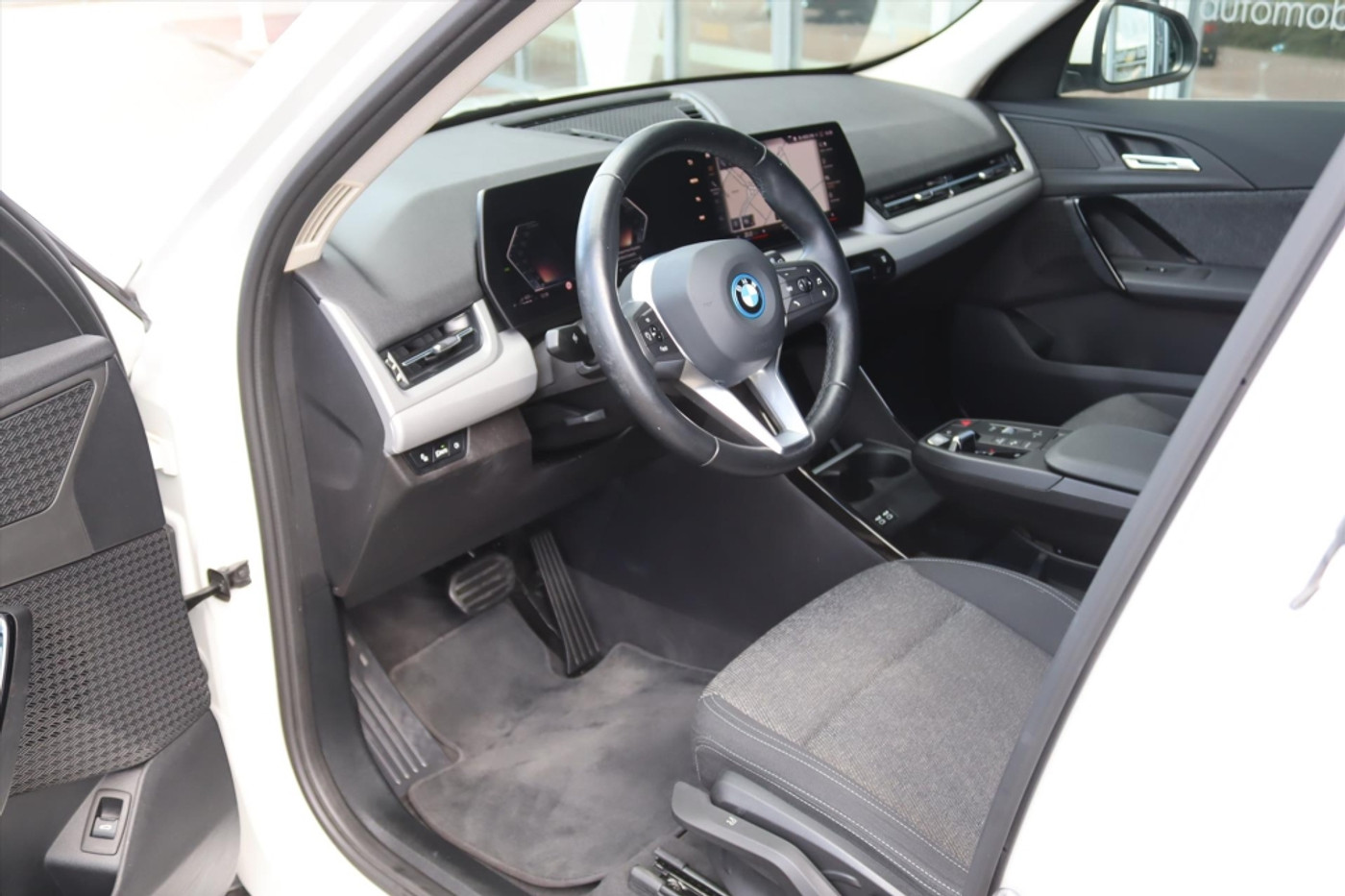 Foto van BMW X1 (u11)