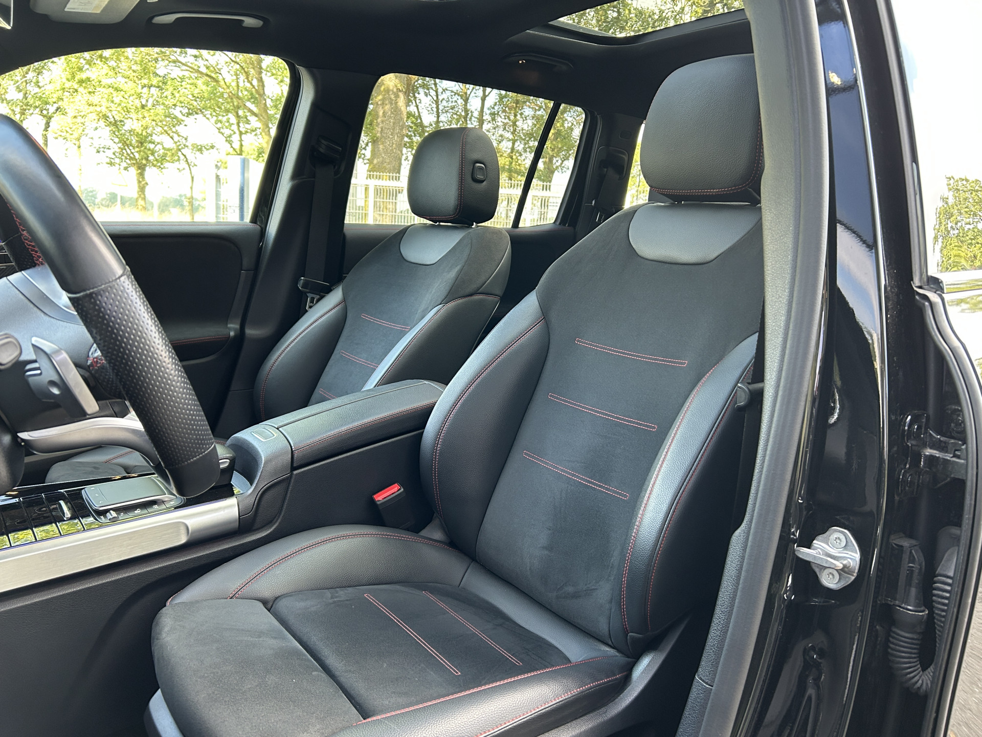 Foto van Mercedes-Benz GLB