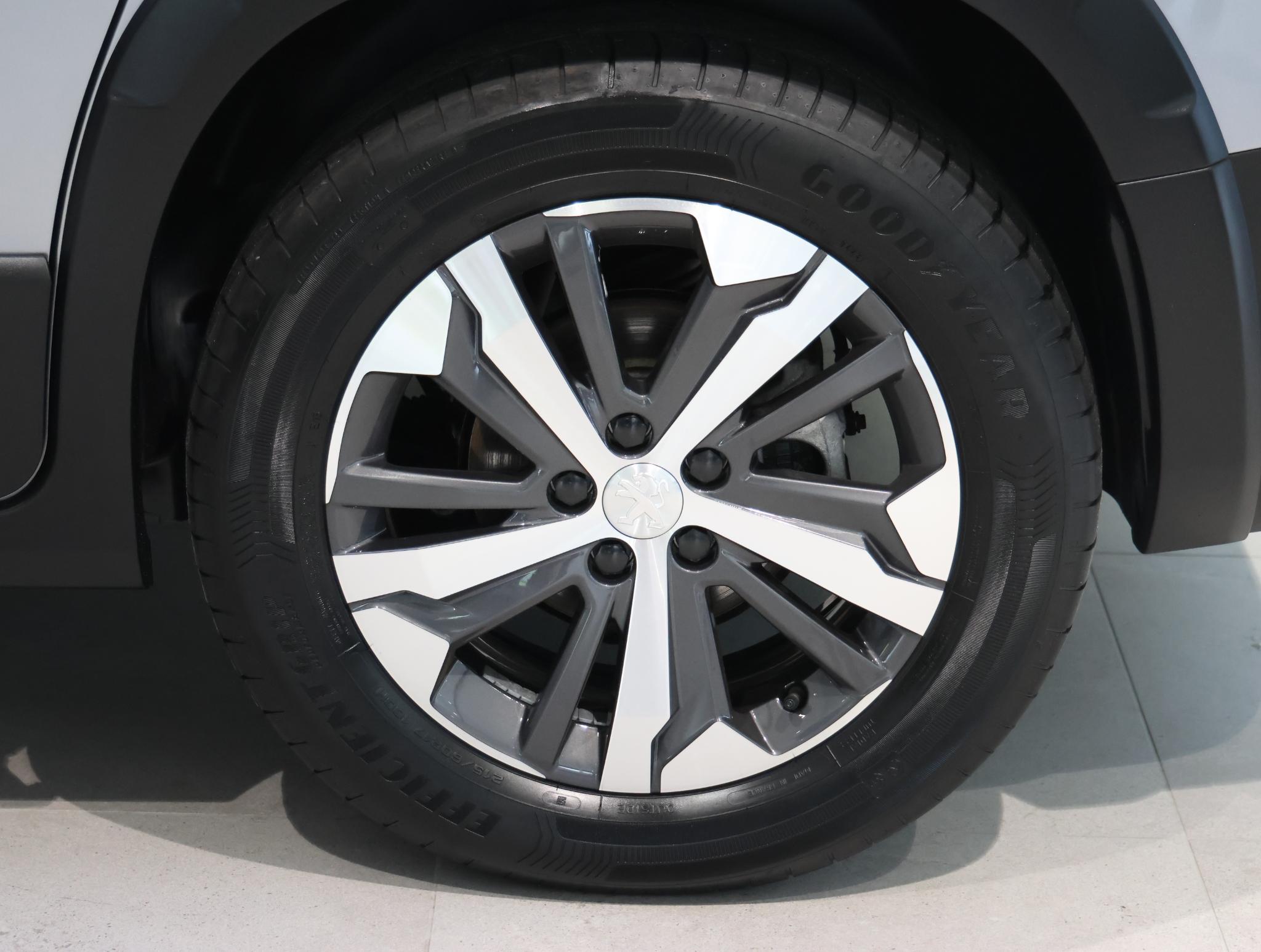 Foto van Peugeot E-rifter