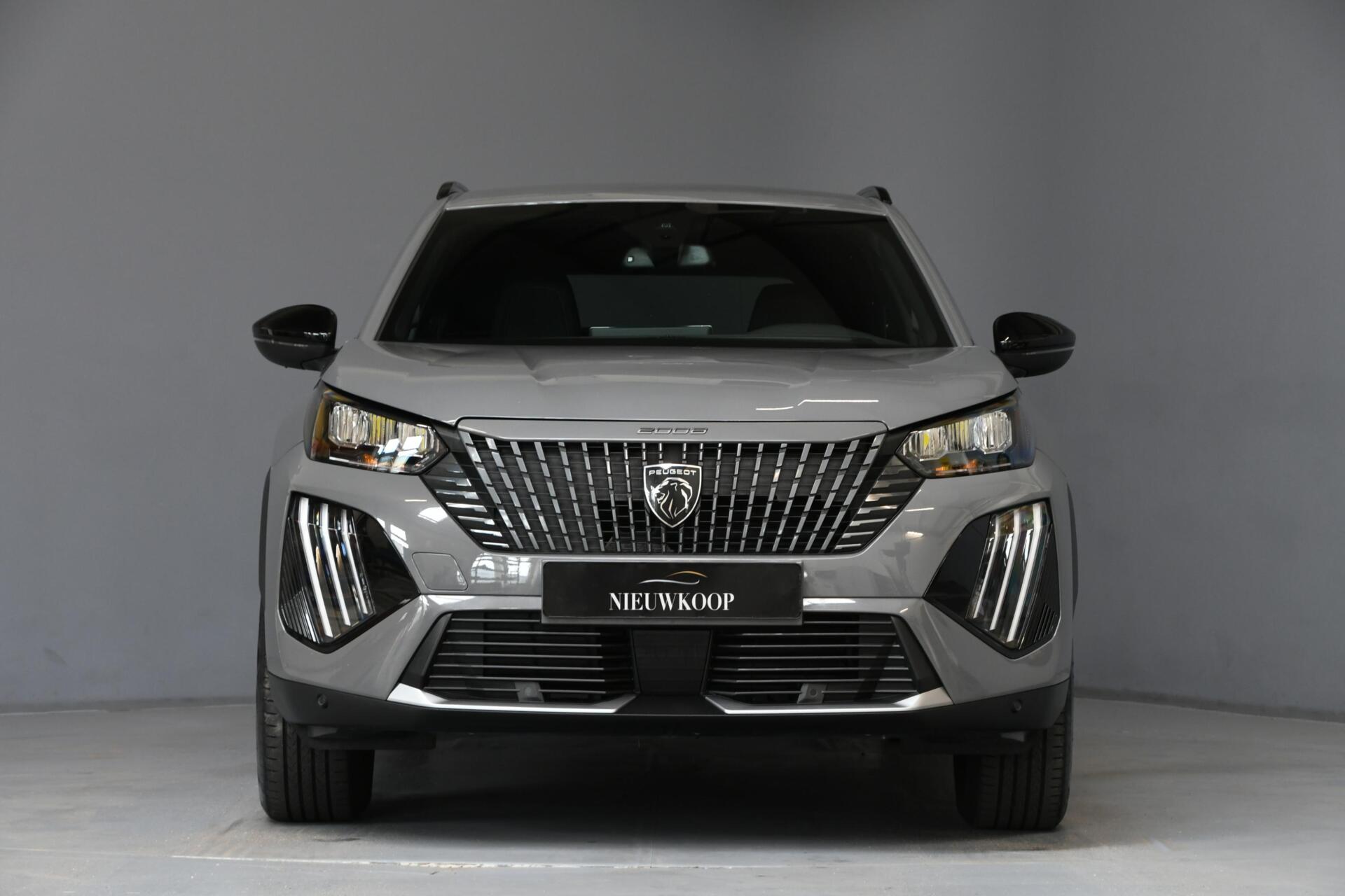 Foto van Peugeot E-2008