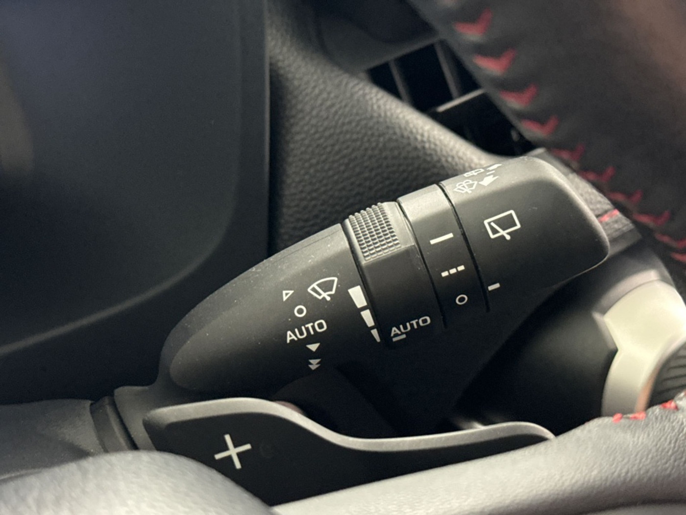Foto van Suzuki Across