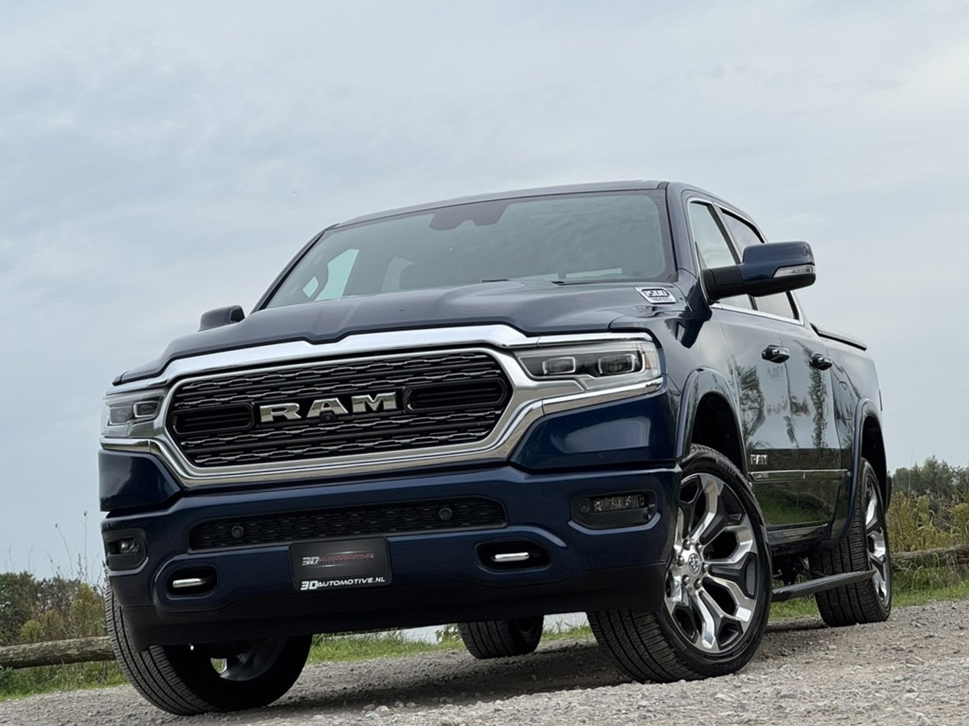 Dodge Ram 1500 LIMITED 5.7L V8, LAGE BIJTELLING, 1E EIG, DEALER ONDERH, PANO, H&K, BLIS, ACC, 360, MEMORY, HUD, LUCHTV, KEYLESS 2021 - voorkant