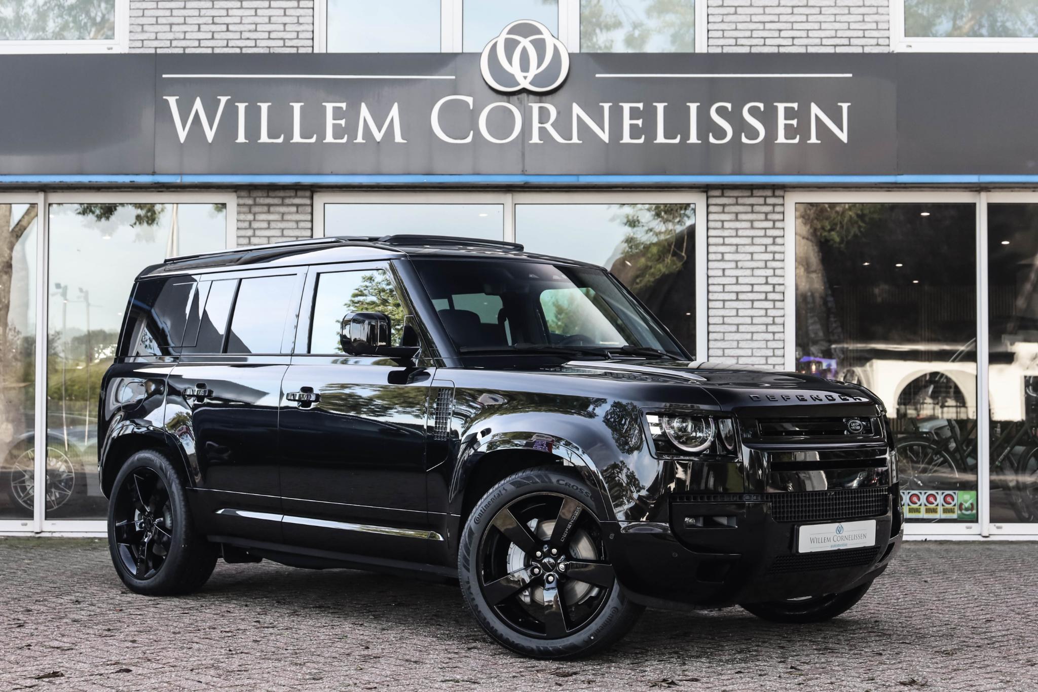 Land Rover Defender 2.0 P300e 110 X-Dynamic HSE FACELIFT Pano Zitklima 2026 - voorkant