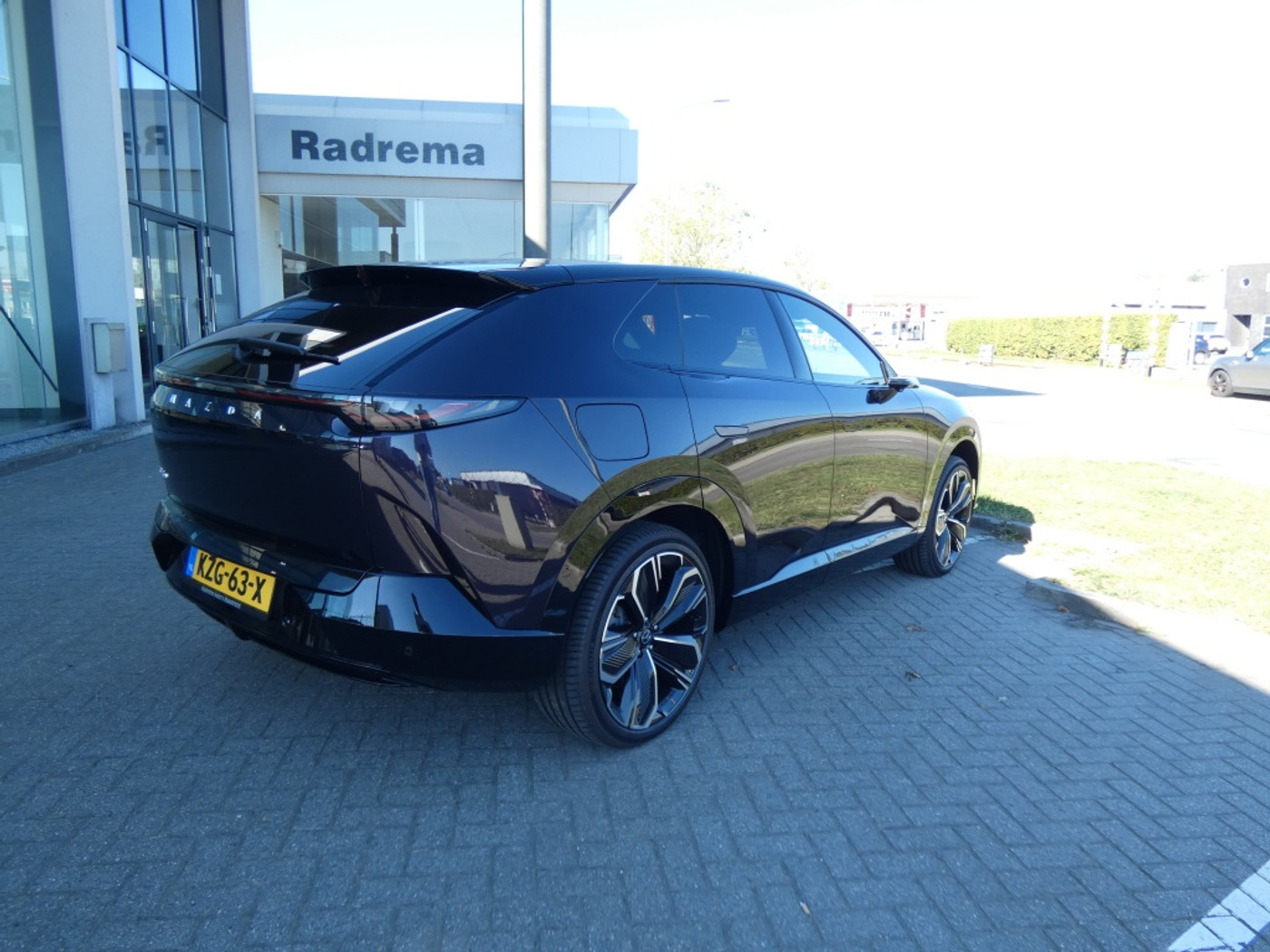 Foto van Mazda Cx-6e