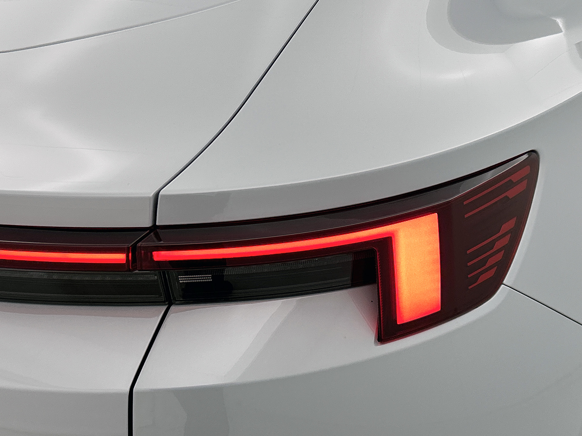 Foto van Polestar 4