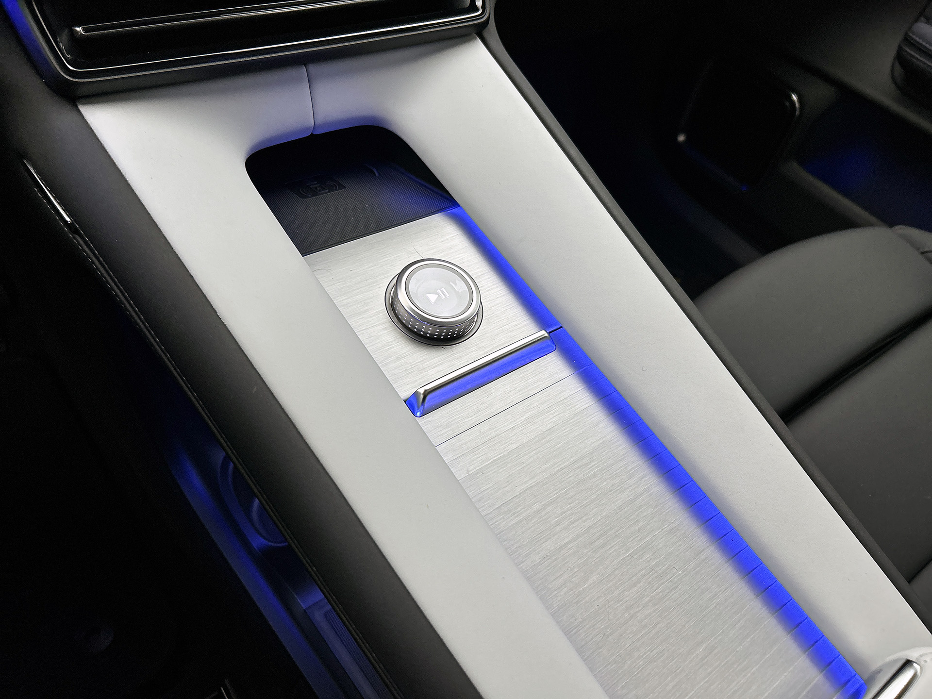 Foto van Polestar 4