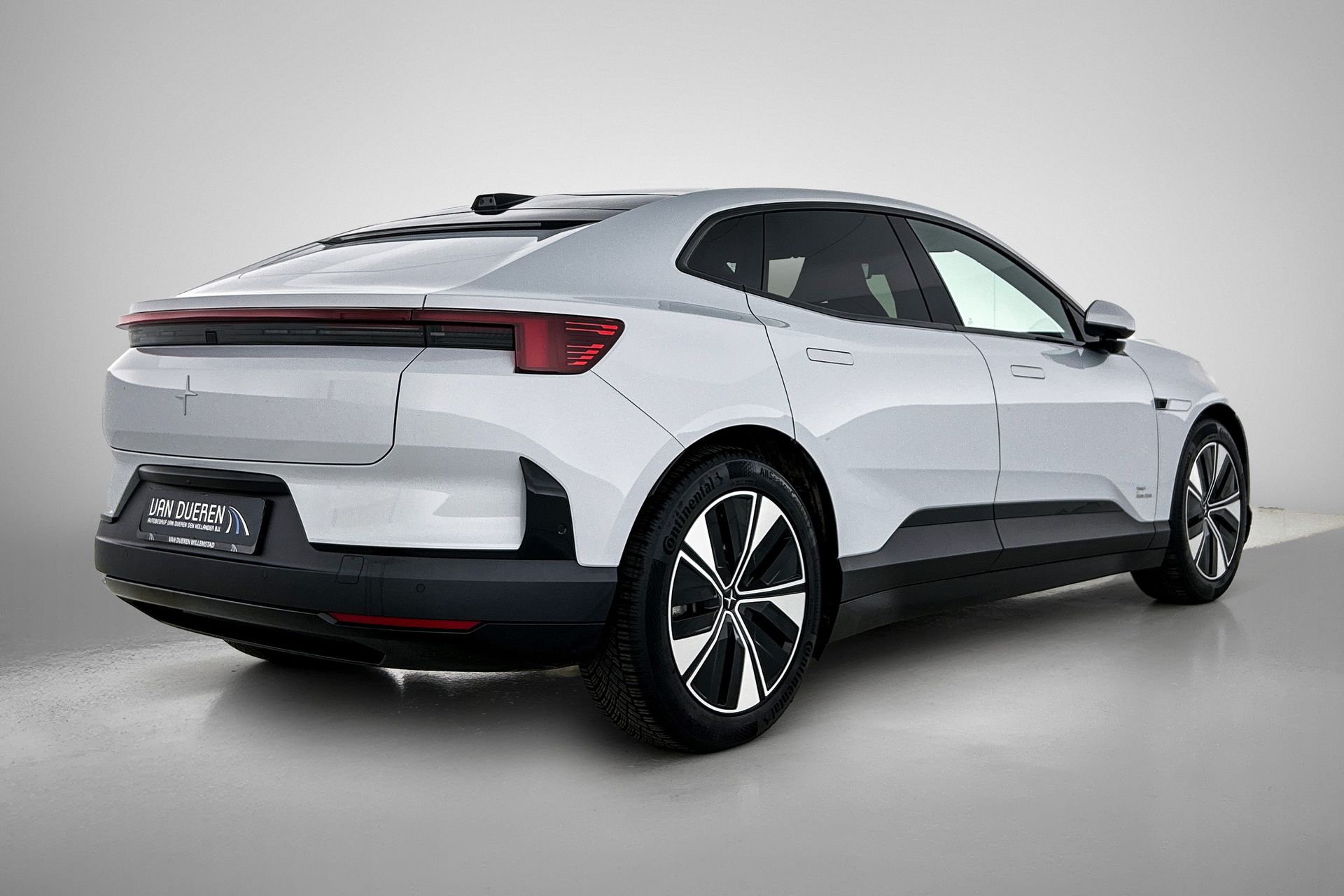 Foto van Polestar 4
