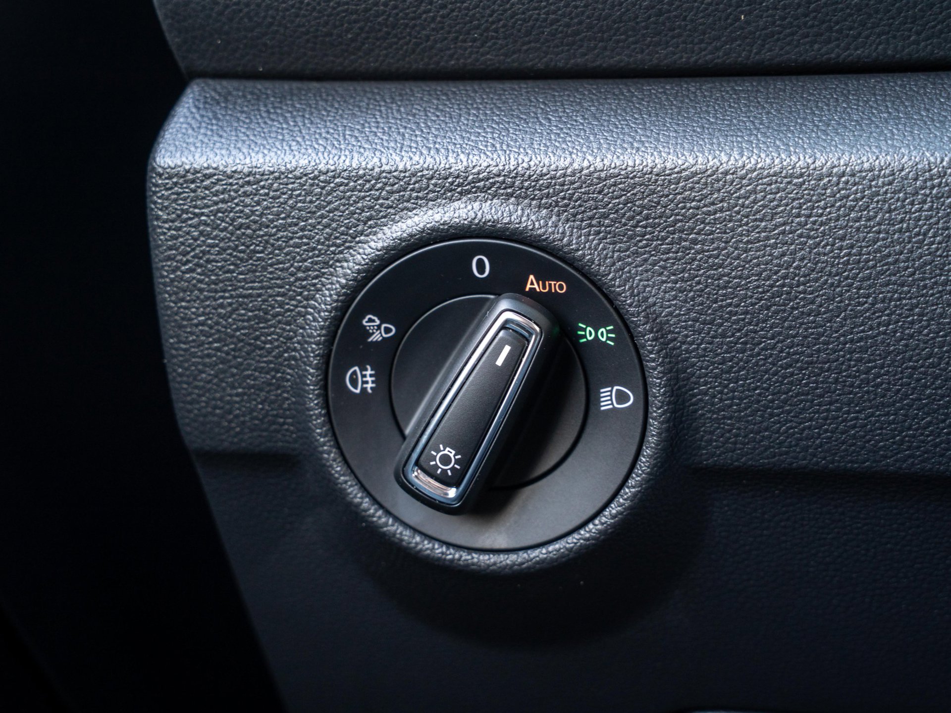 Foto van Volkswagen T-roc Cabrio