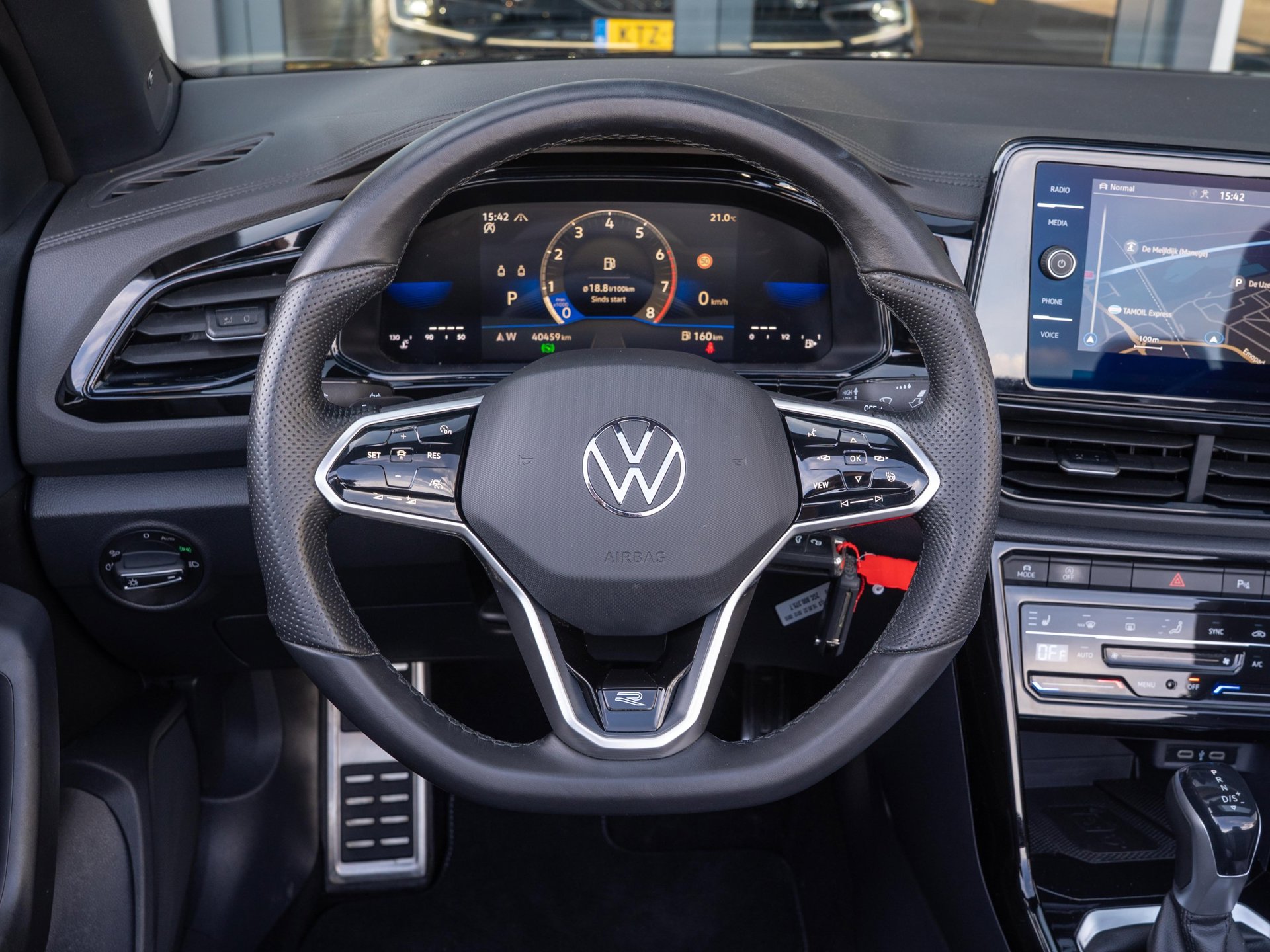 Foto van Volkswagen T-roc Cabrio