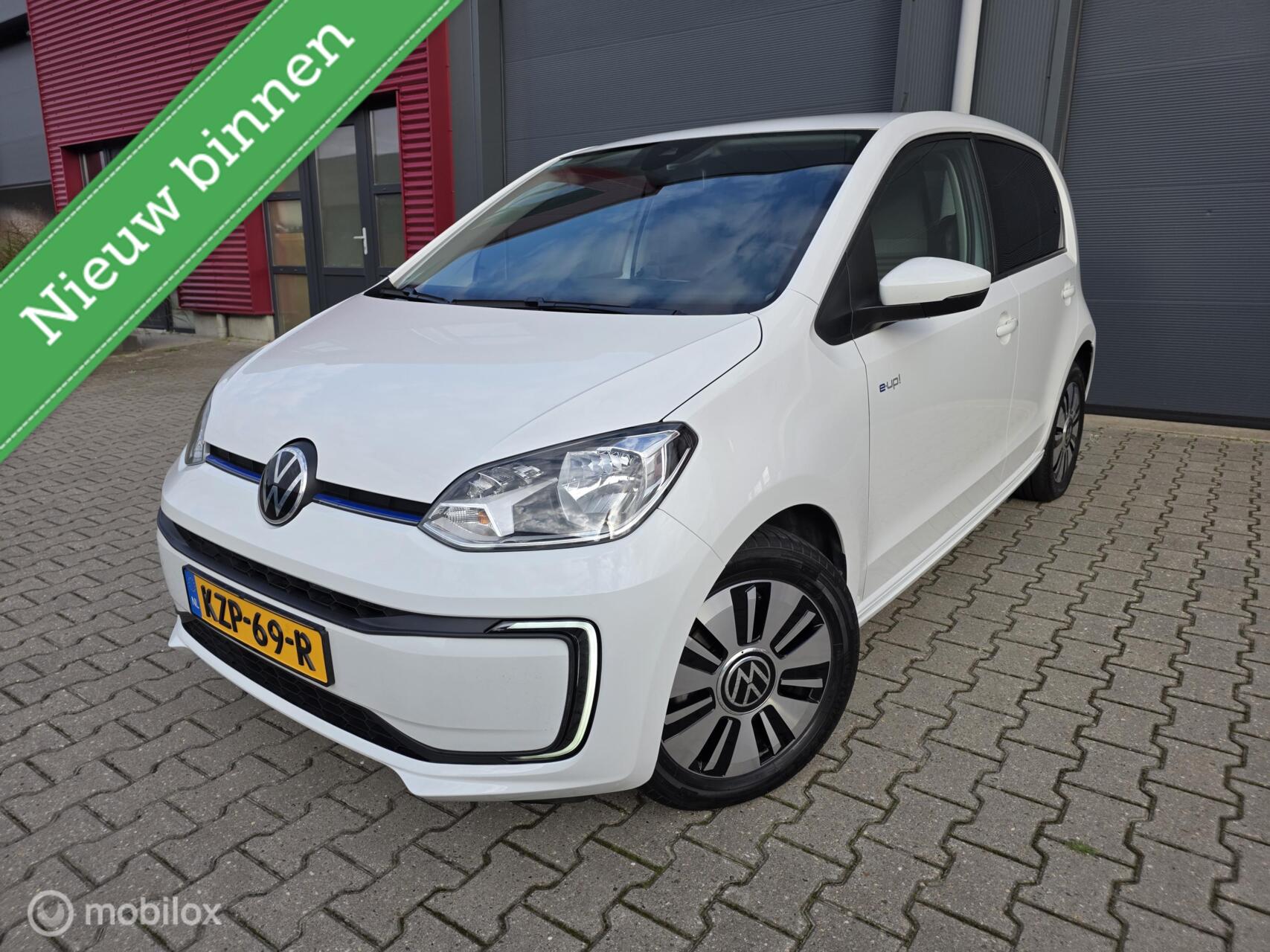 Volkswagen E-up! / Cruise c. /Achteruitrijcamera /nwe APK 2020 - voorkant