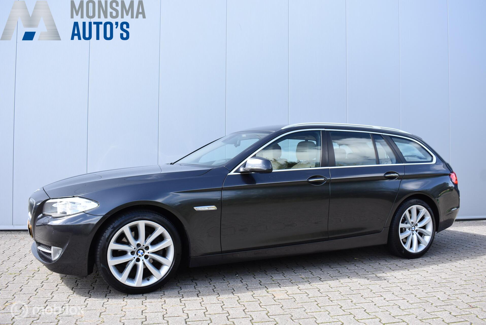 BMW 523i 523i High Executive 2011 - voorkant