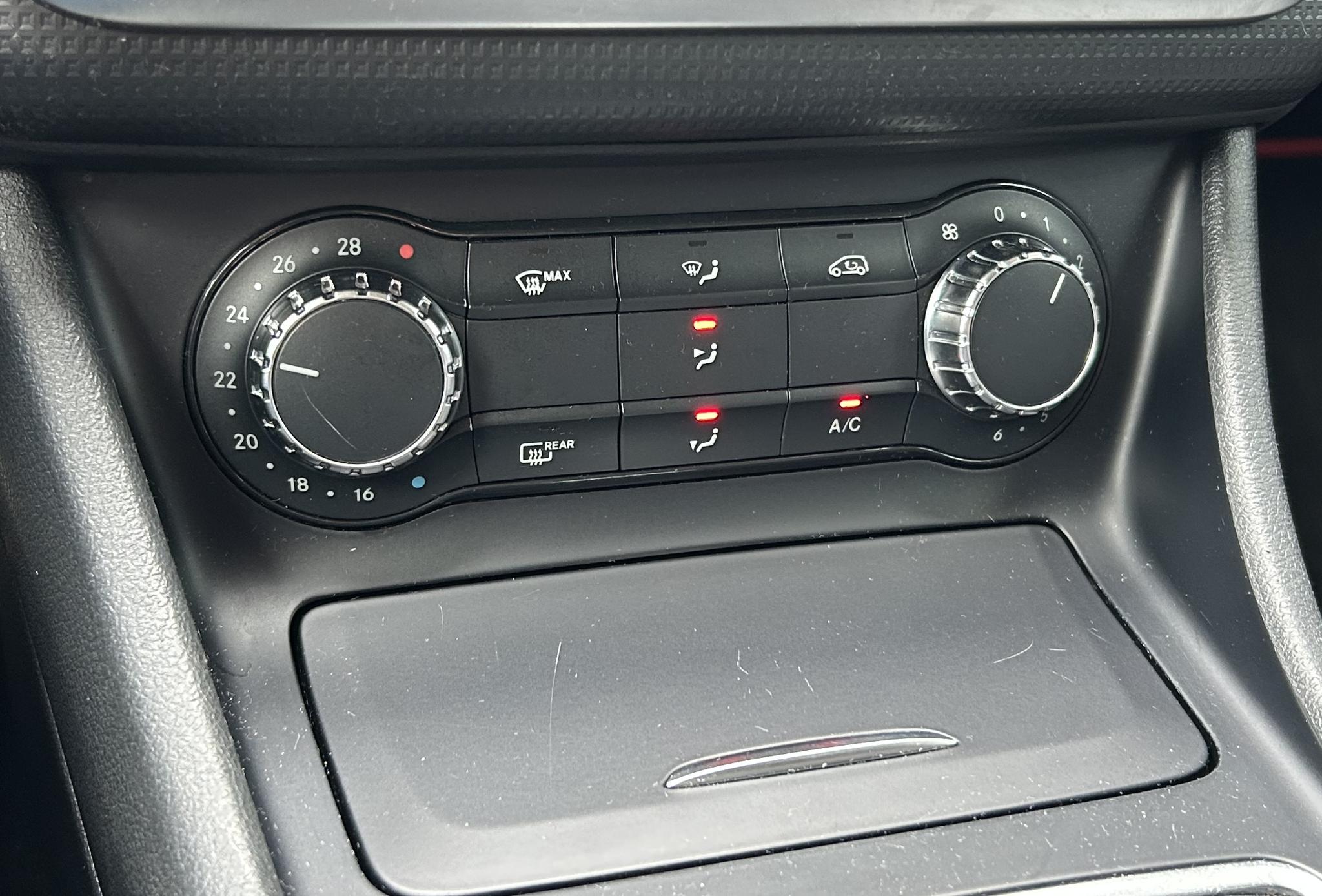 Foto van Mercedes-Benz A 180