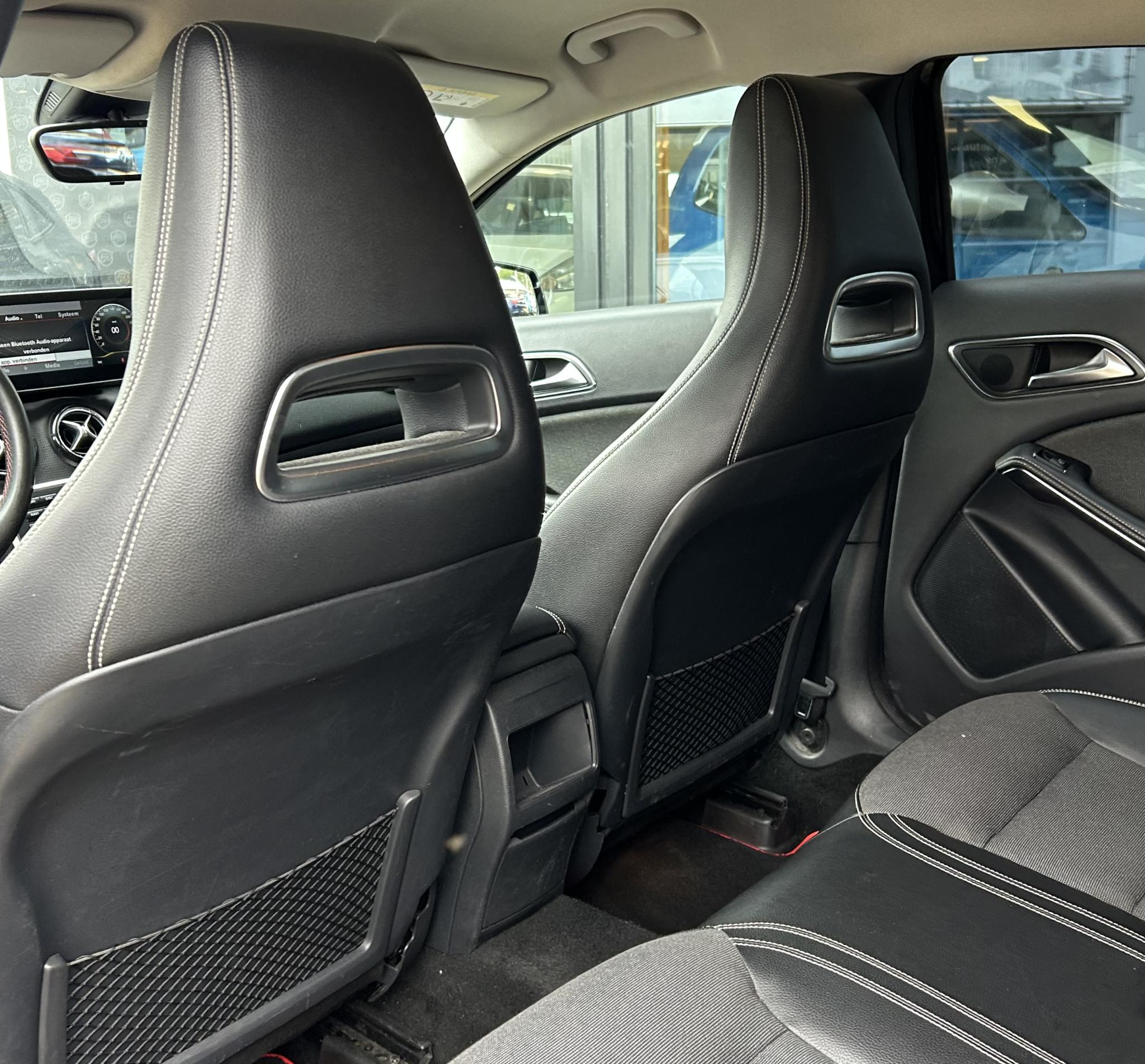 Foto van Mercedes-Benz A 180
