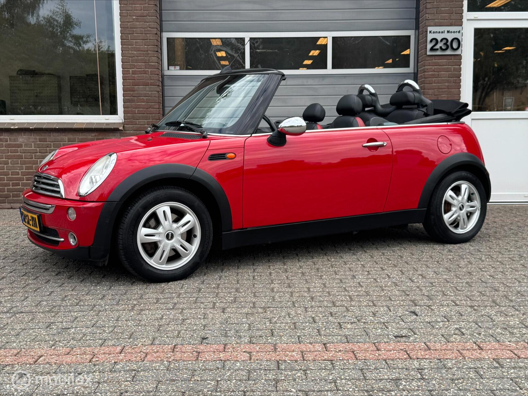 Mini Mini One 1.6 One Pepper AIRCO/LEDER/ELEK-KAP! 2006 - voorkant