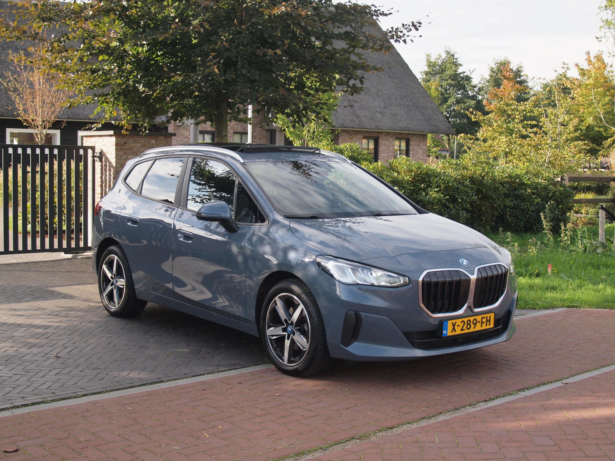 Foto van BMW 225e xDrive Active Tourer