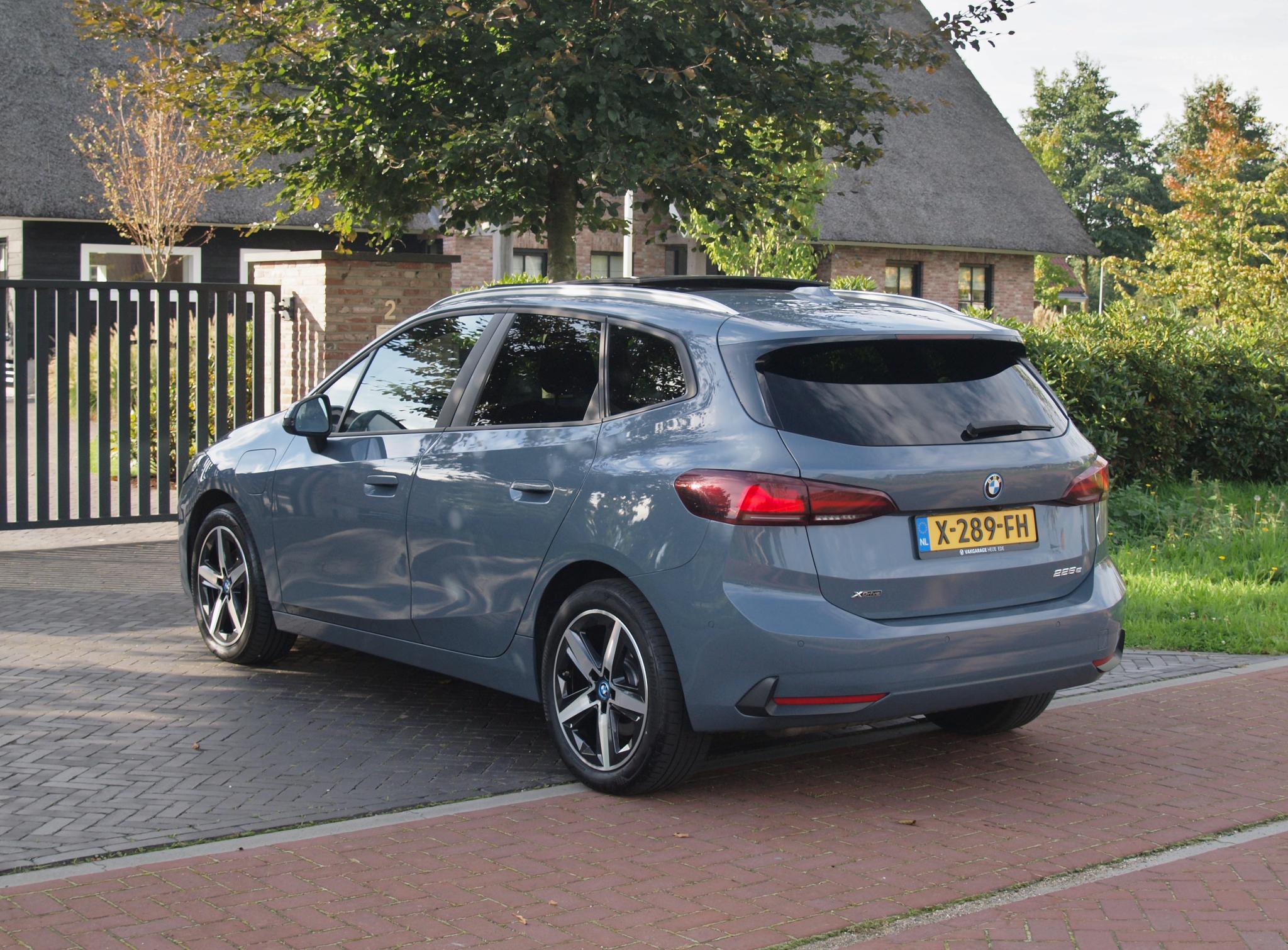 Foto van BMW 225e xDrive Active Tourer