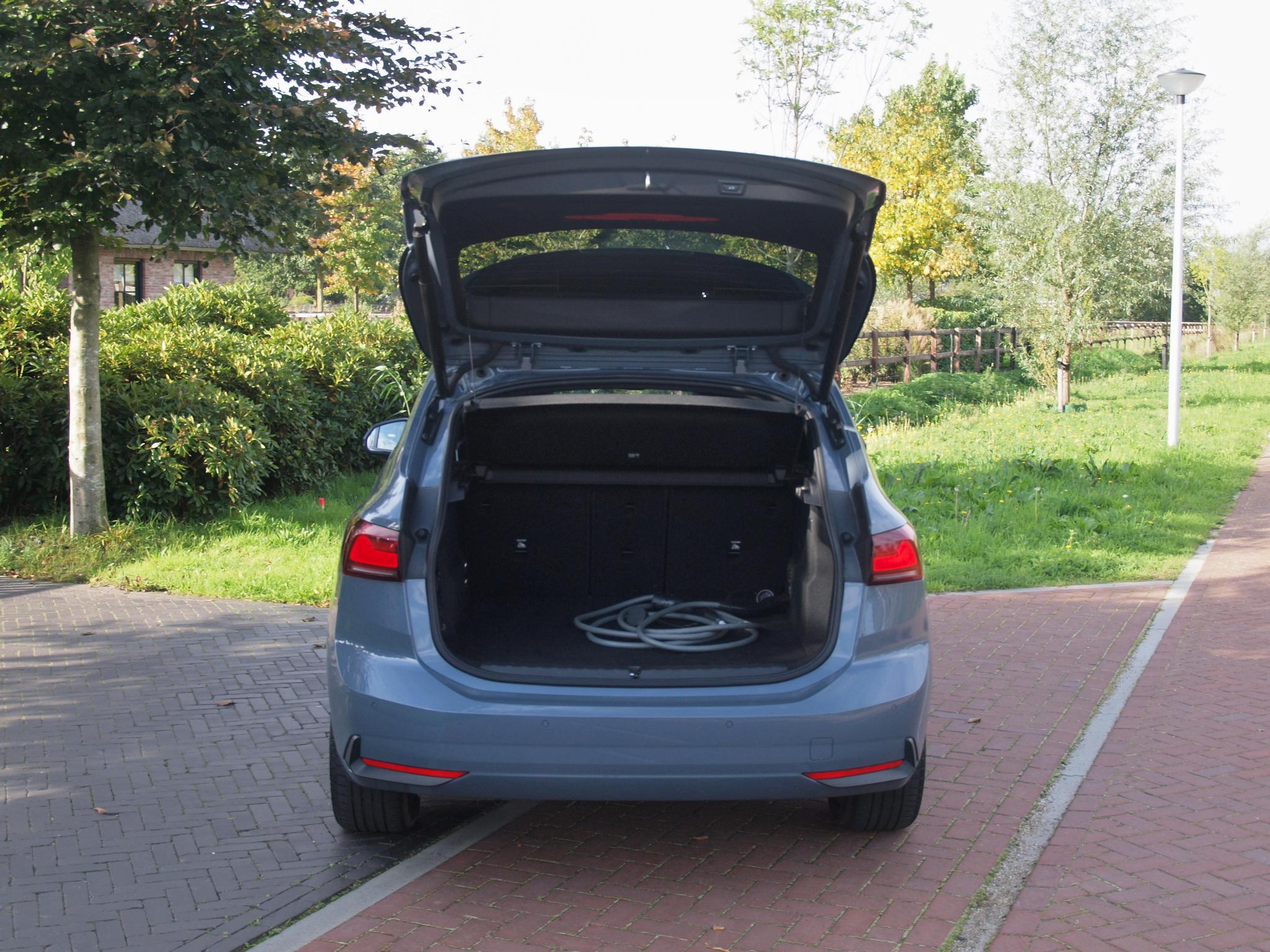 Foto van BMW 225e xDrive Active Tourer