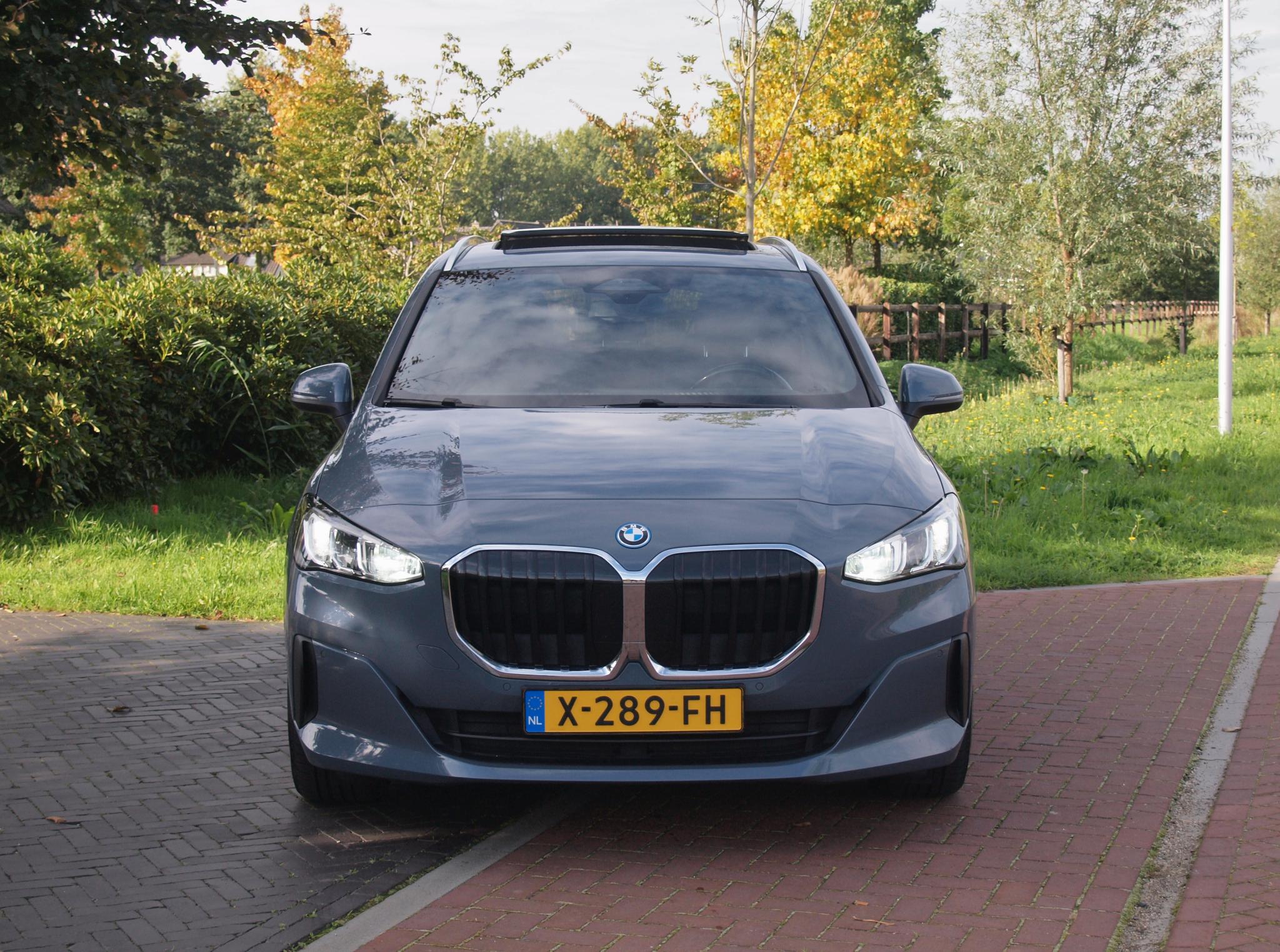 Foto van BMW 225e xDrive Active Tourer