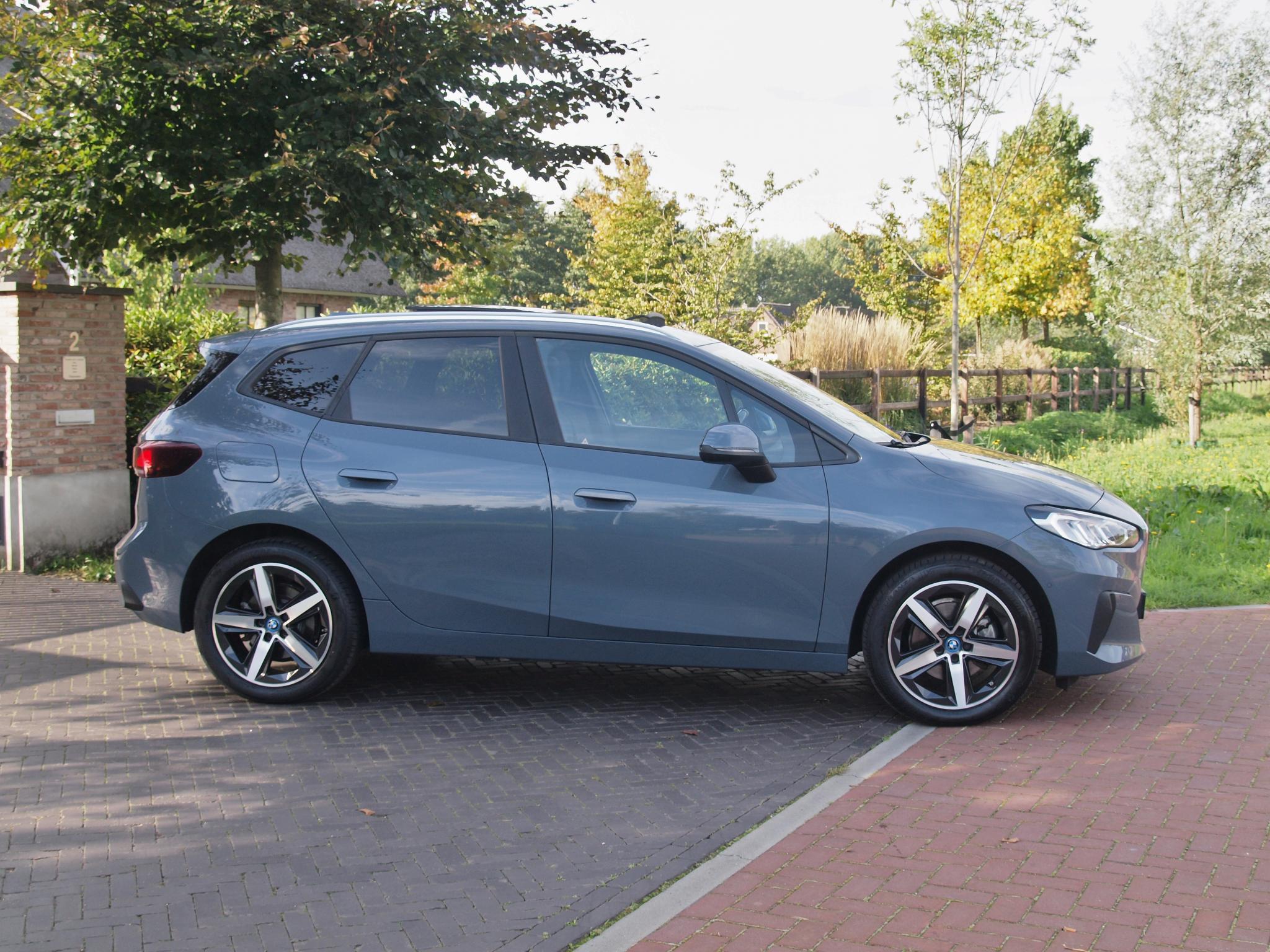 Foto van BMW 225e xDrive Active Tourer