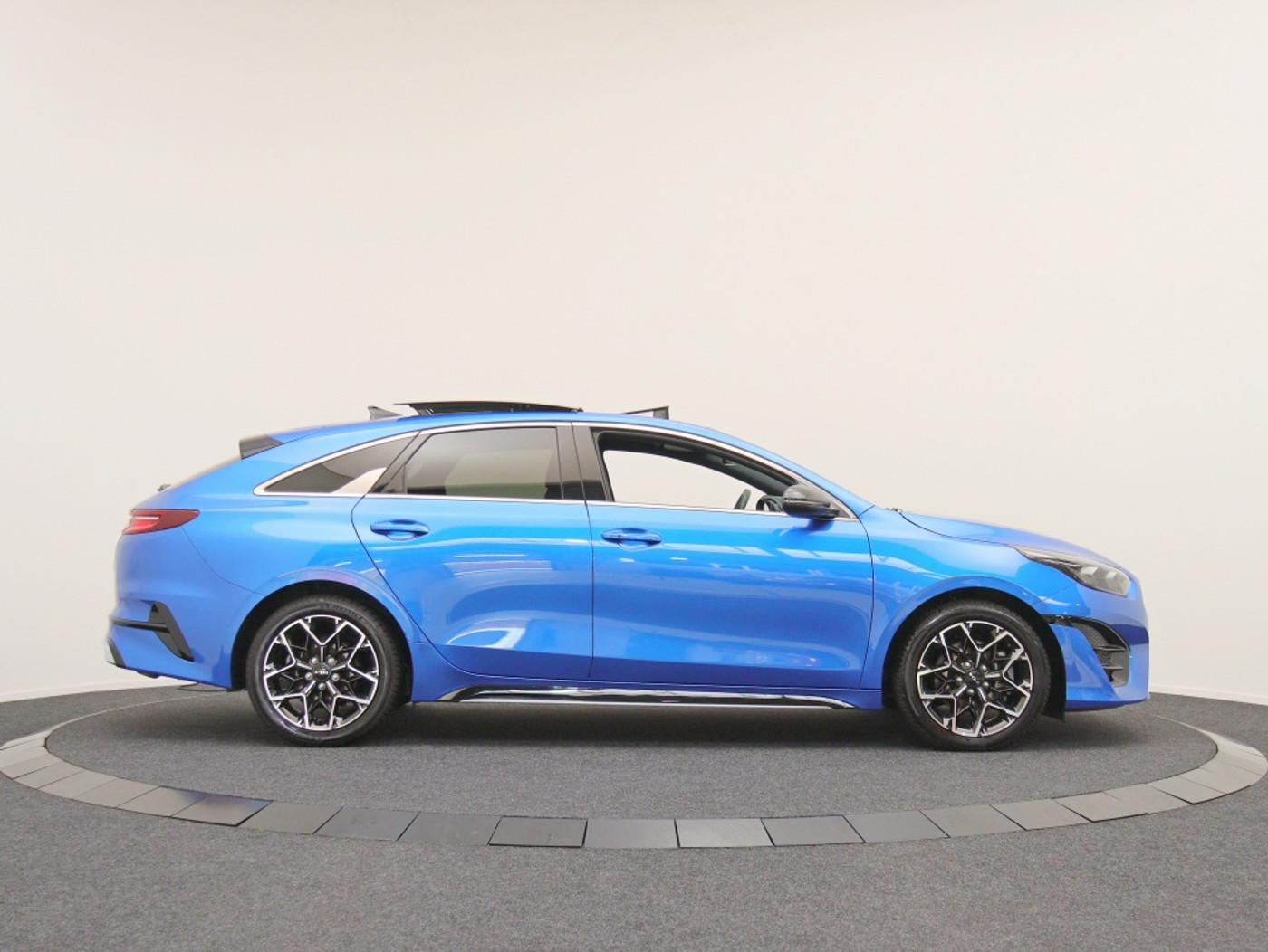 Foto van Kia Proceed