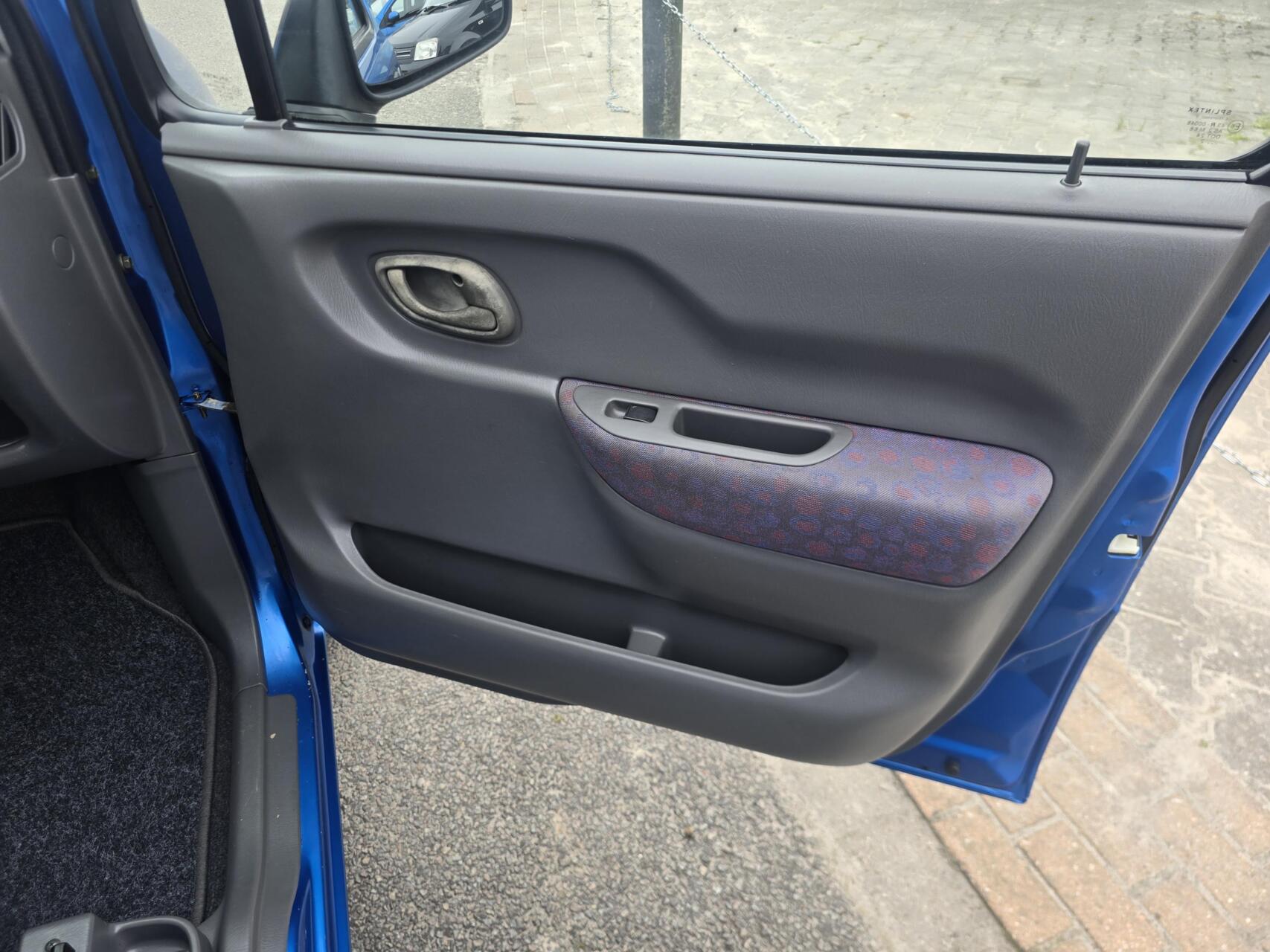 Foto van Suzuki Wagon R