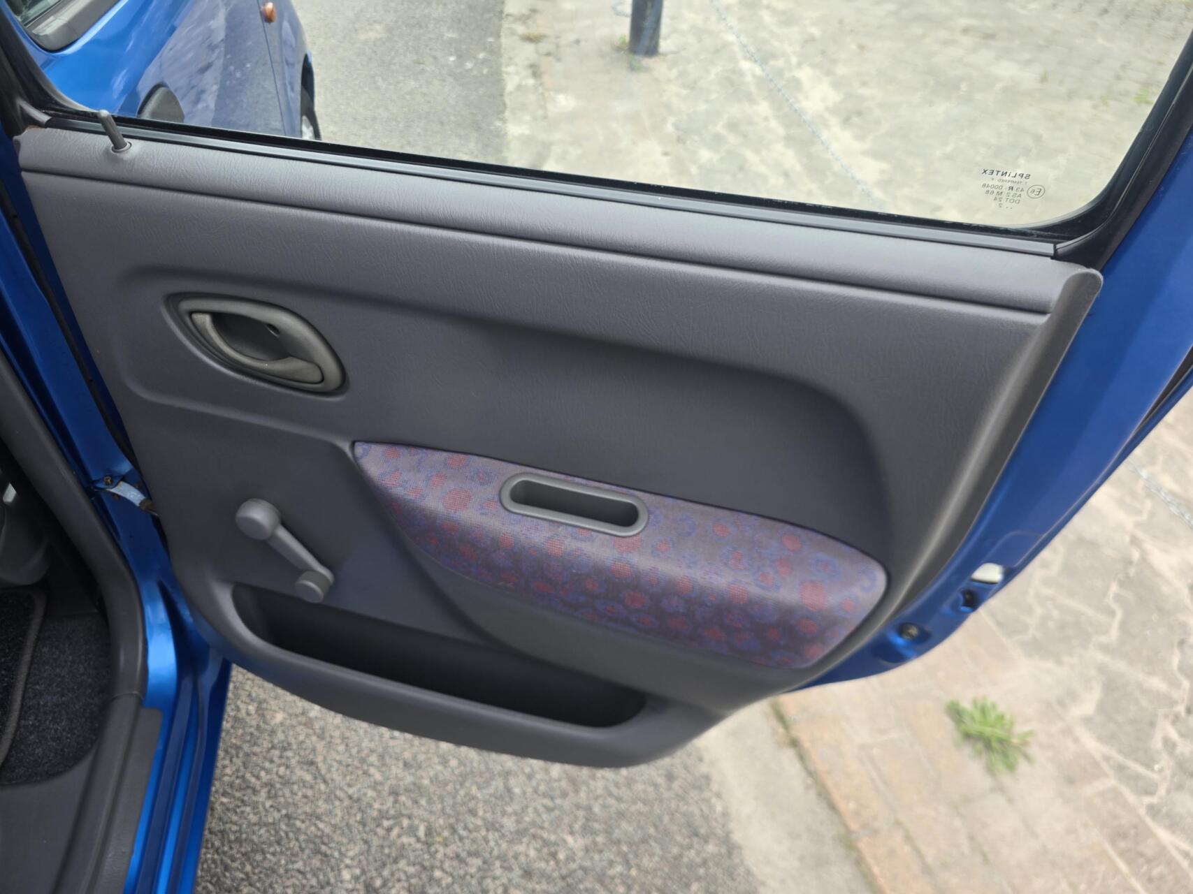 Foto van Suzuki Wagon R