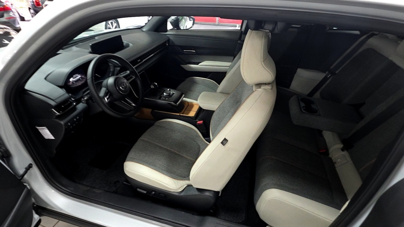Foto van Mazda Mazda Mx-30