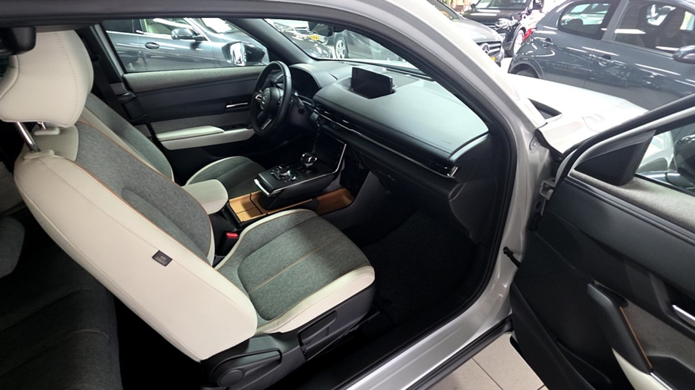 Foto van Mazda Mazda Mx-30