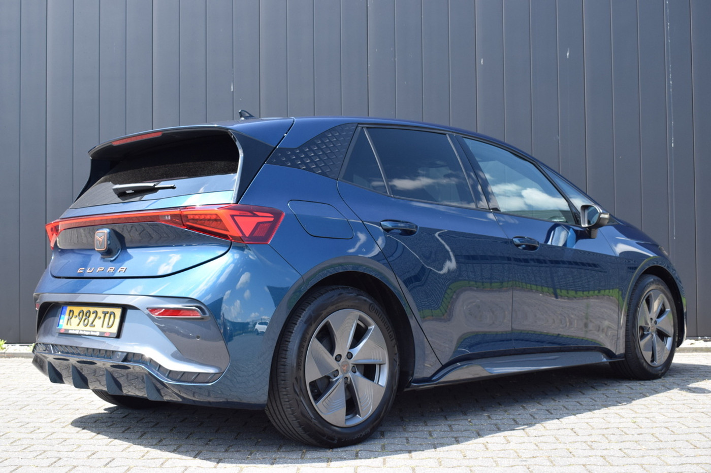 Foto van Cupra Born 150 KW 58/62 KWH