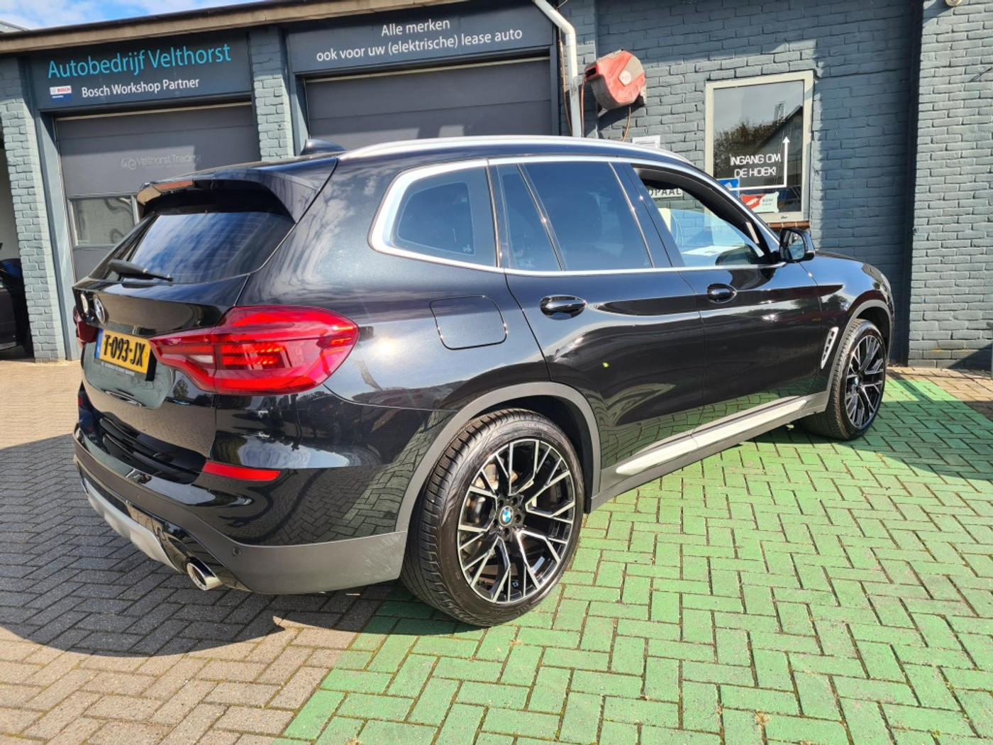 Foto van BMW X3 Xdrive30i