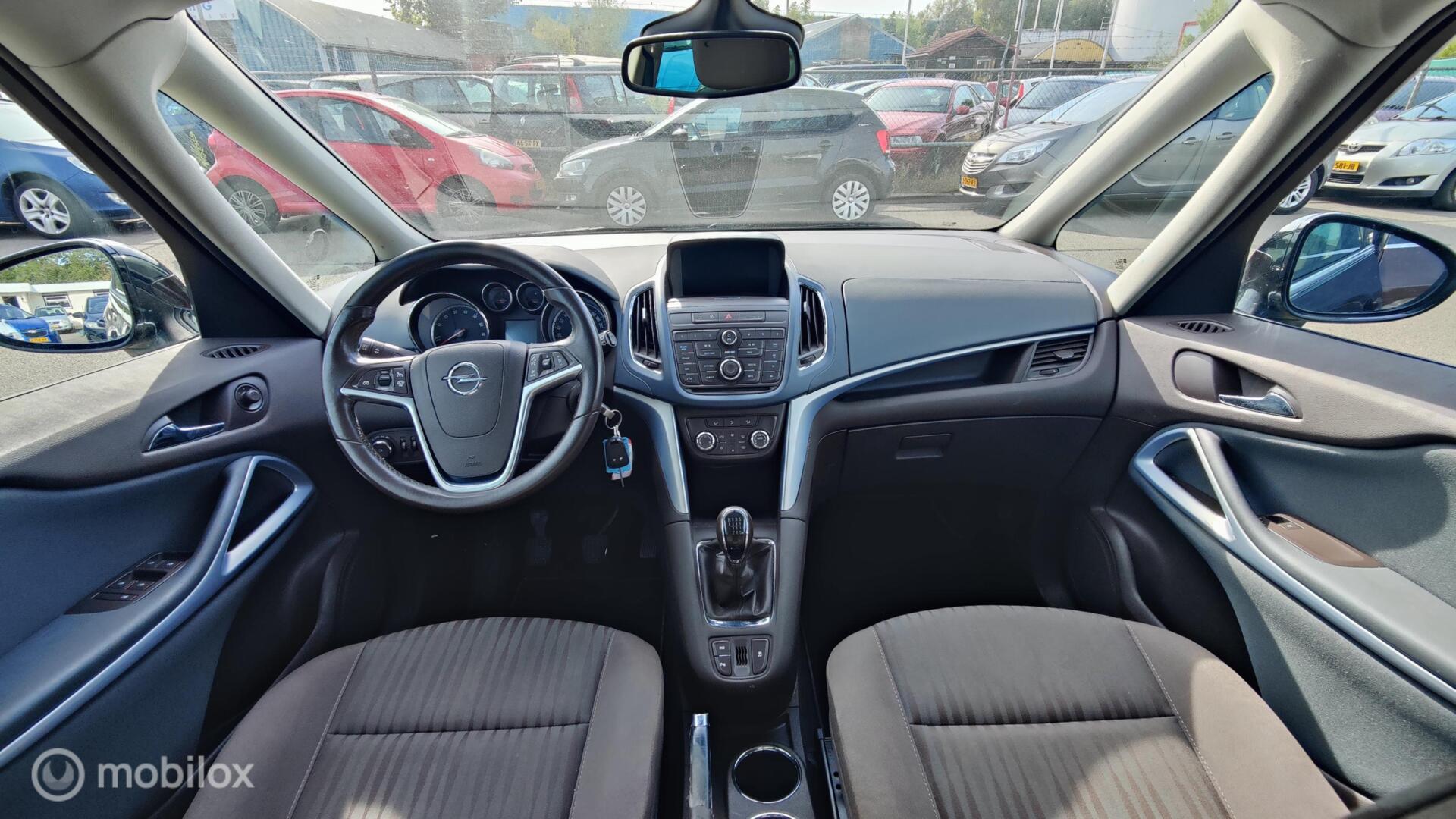 Foto van Opel Zafira Tourer