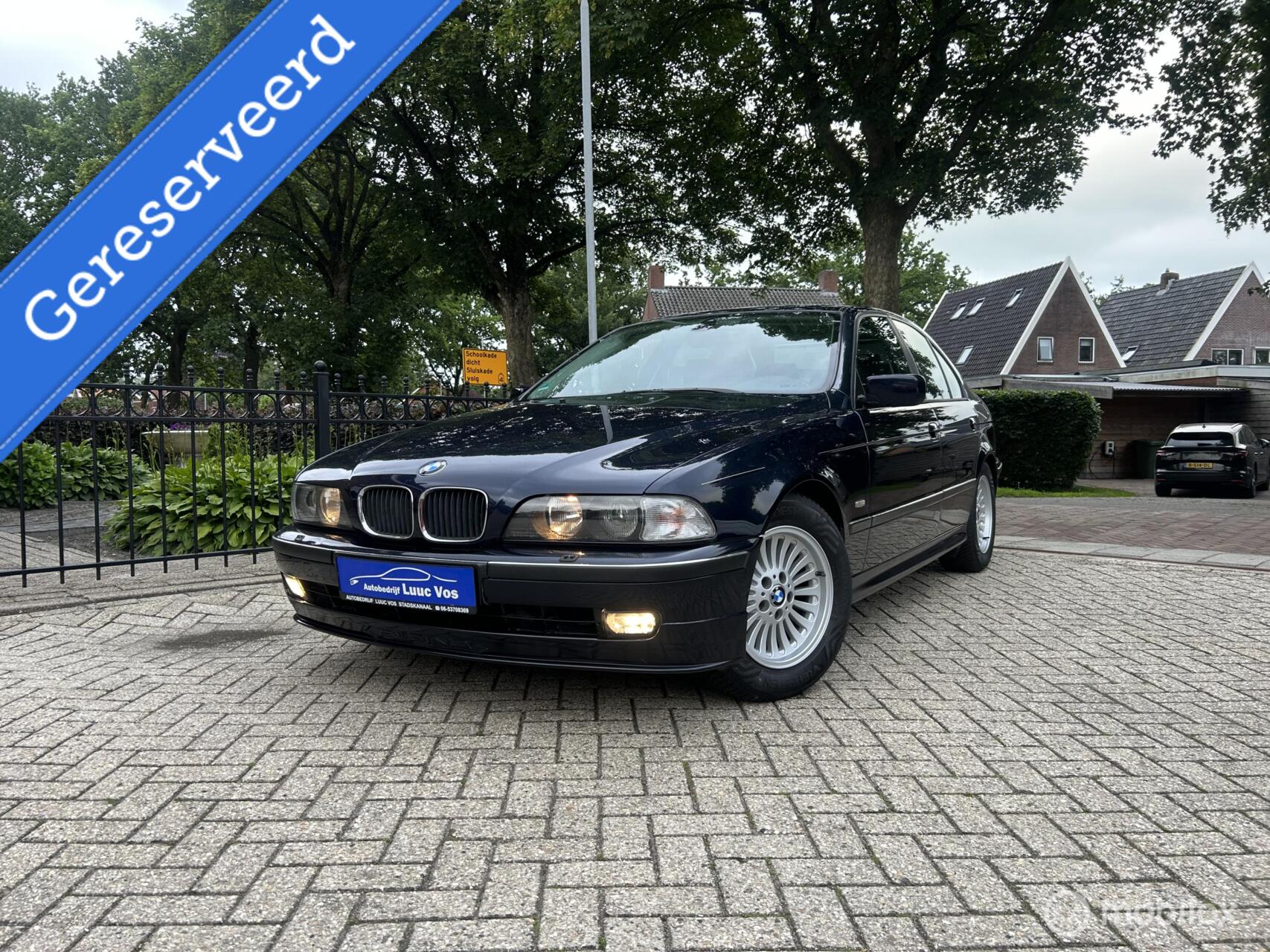 BMW 5er Reihe 528i Executive, gr. beurt, trekhaak 2000 - voorkant