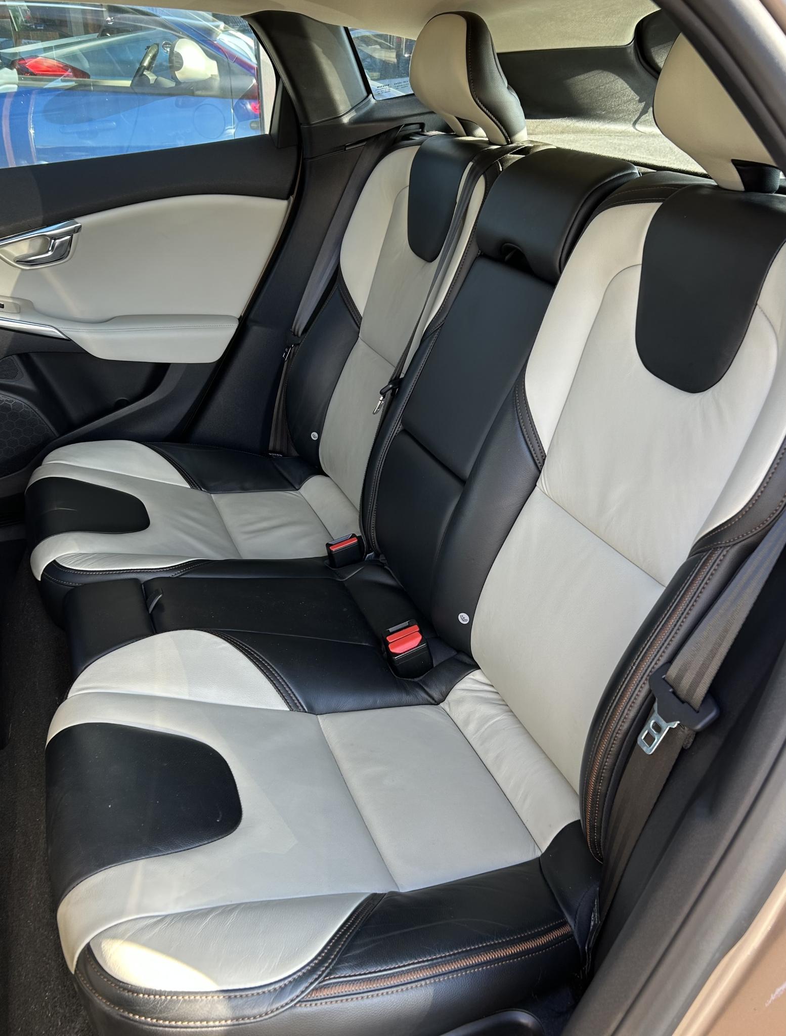 Foto van Volvo V40 Cross Country