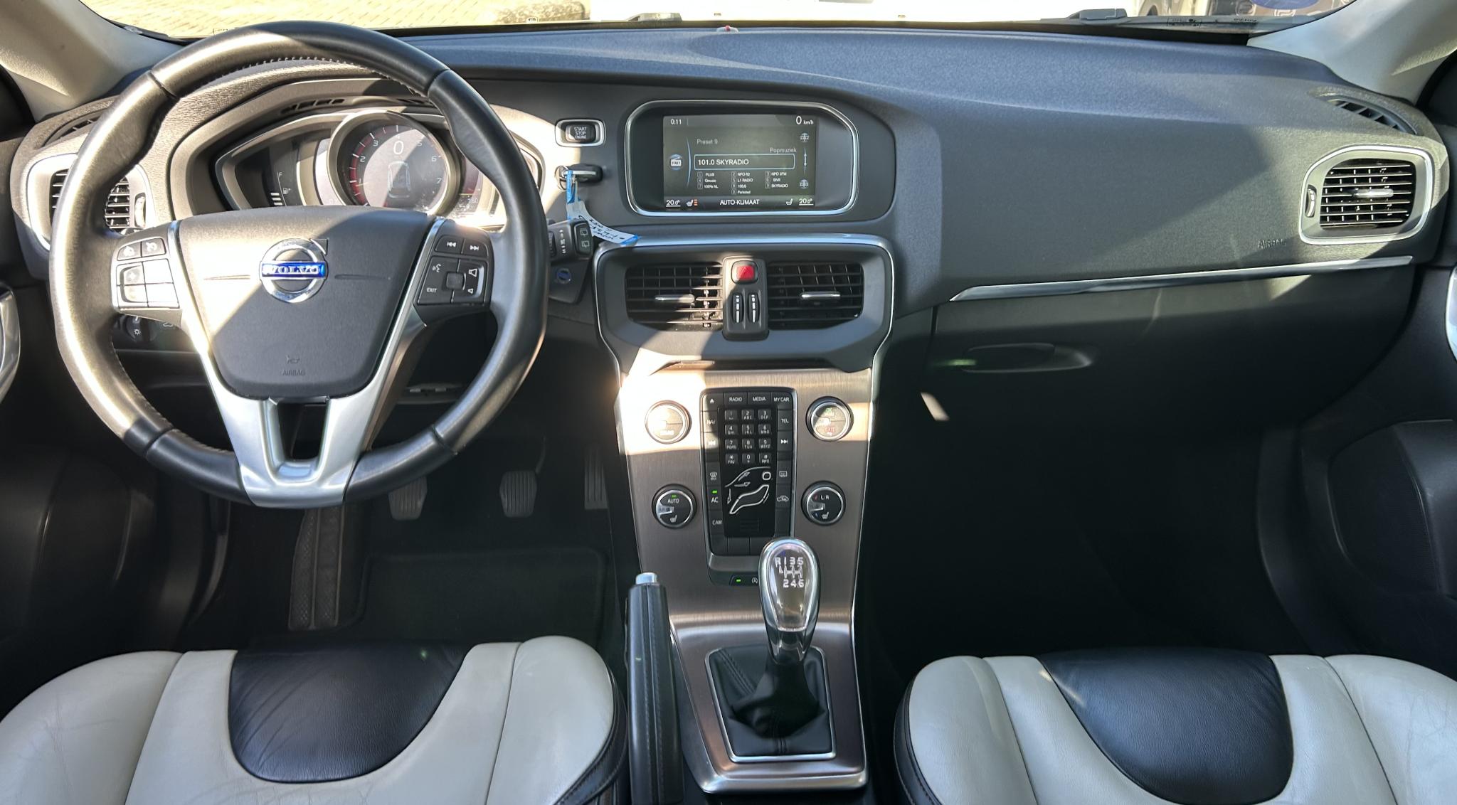 Foto van Volvo V40 Cross Country