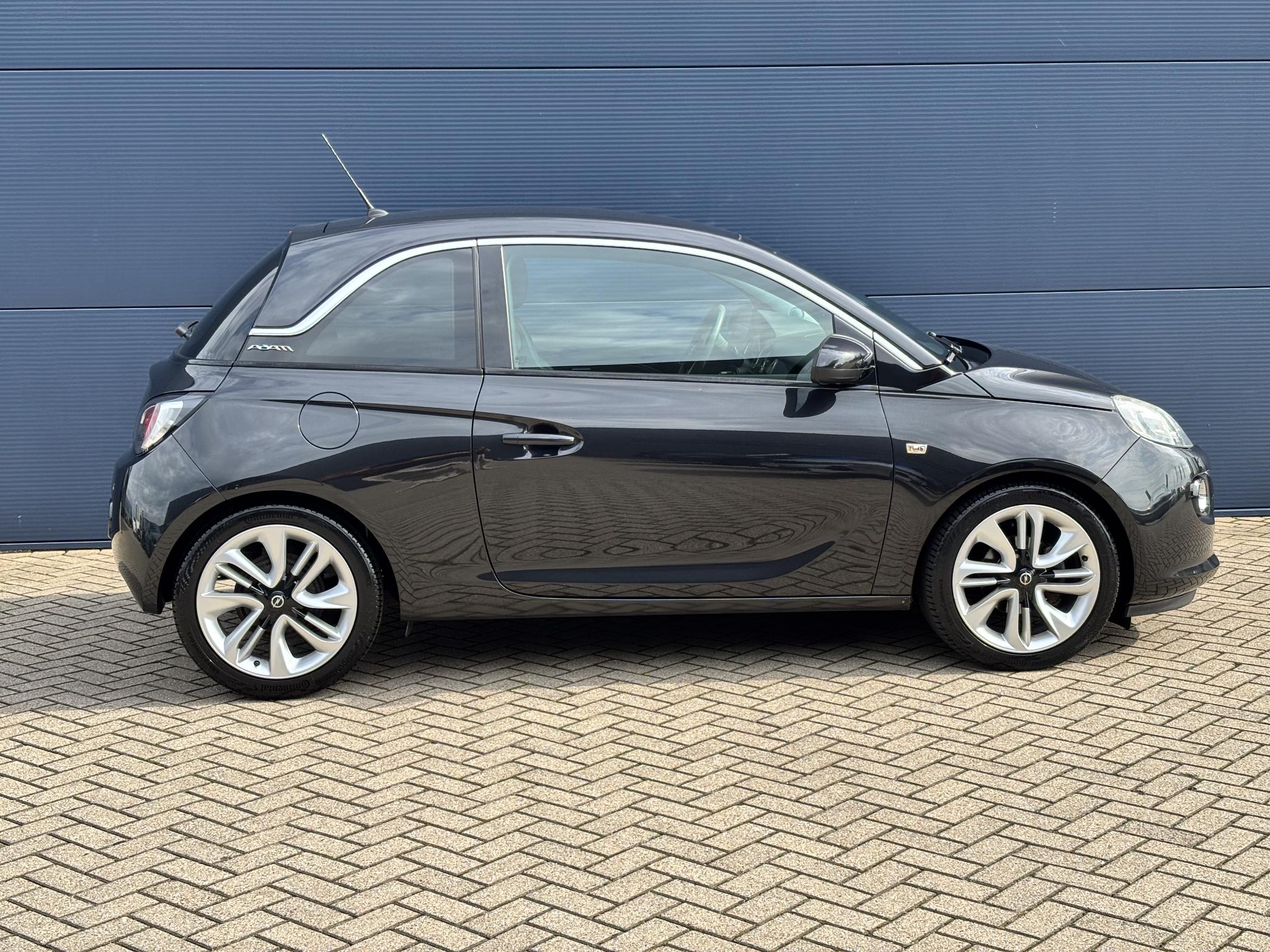 Foto van Opel Adam