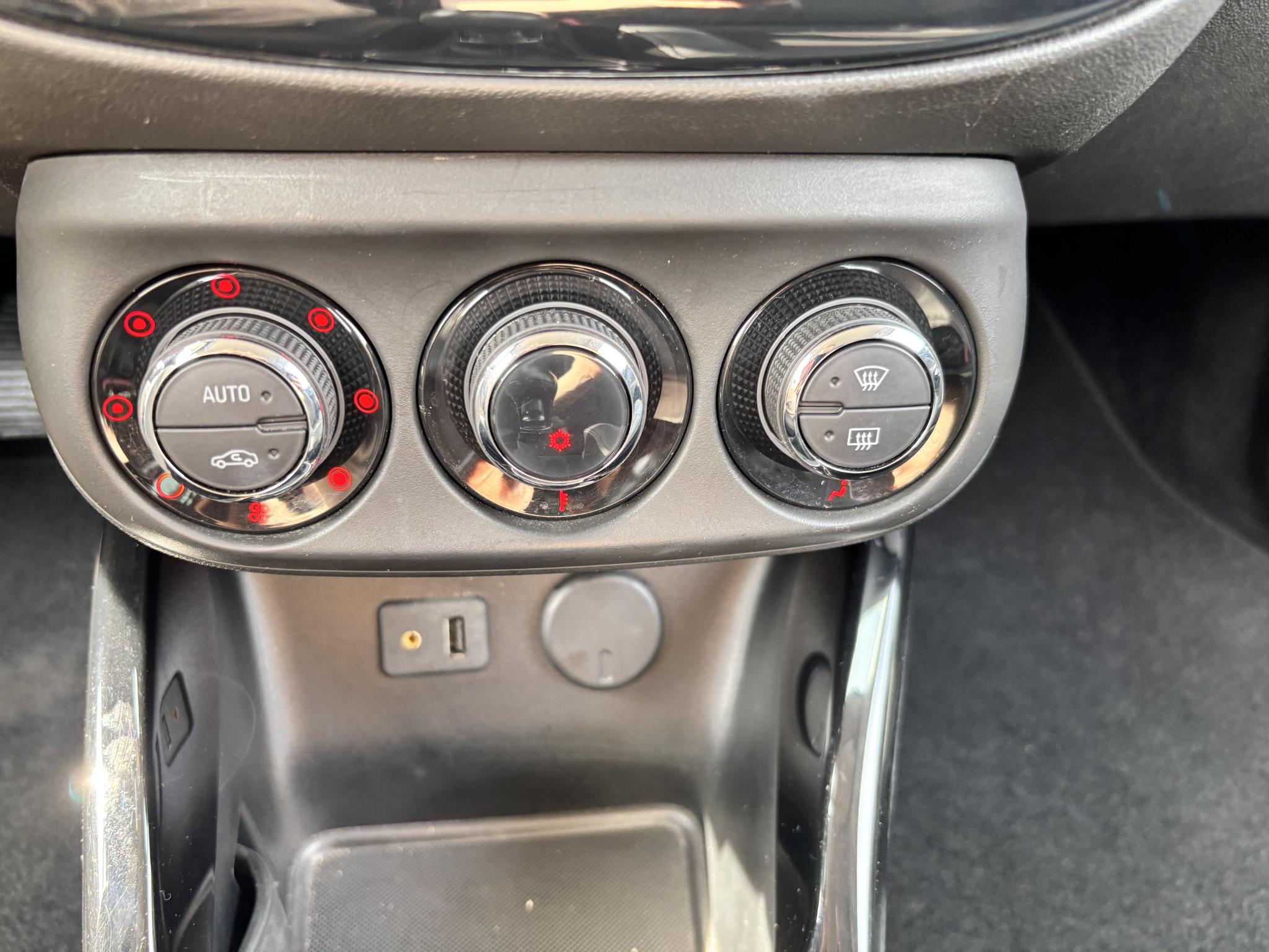 Foto van Opel Adam